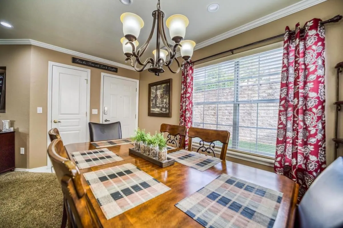 Little House on the Fairway- Luxury Golf Condo