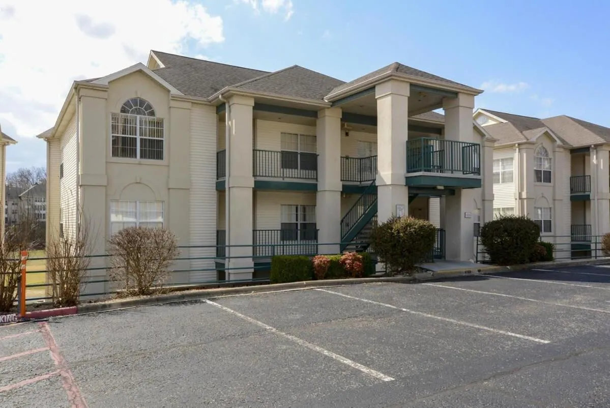 Little House on the Fairway- Luxury Golf Condo