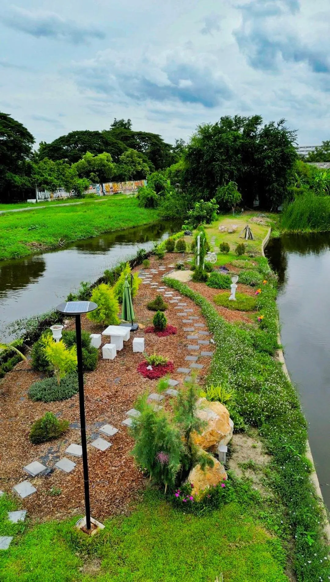 Garden in Tiny Island Lake Lodge