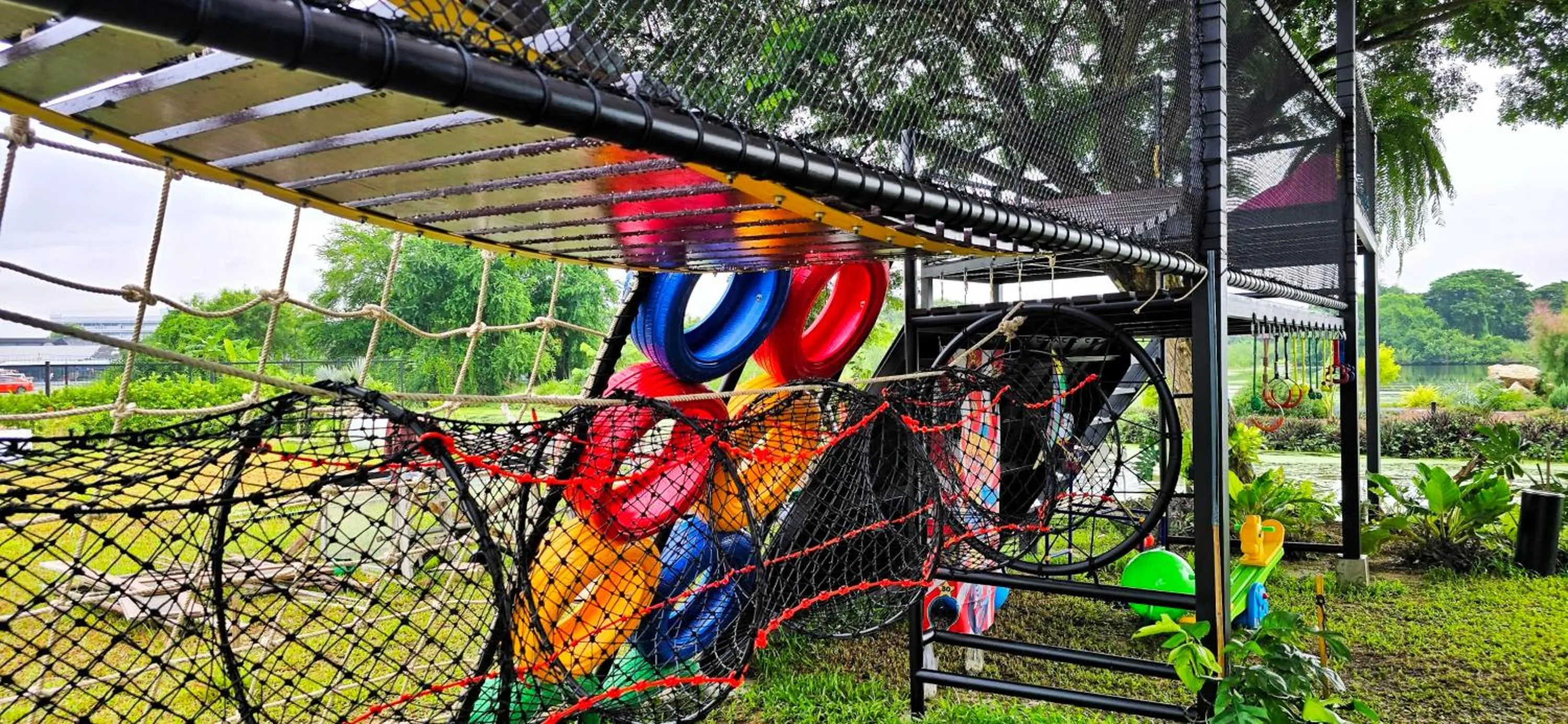 Children play ground in Tiny Island Lake Lodge