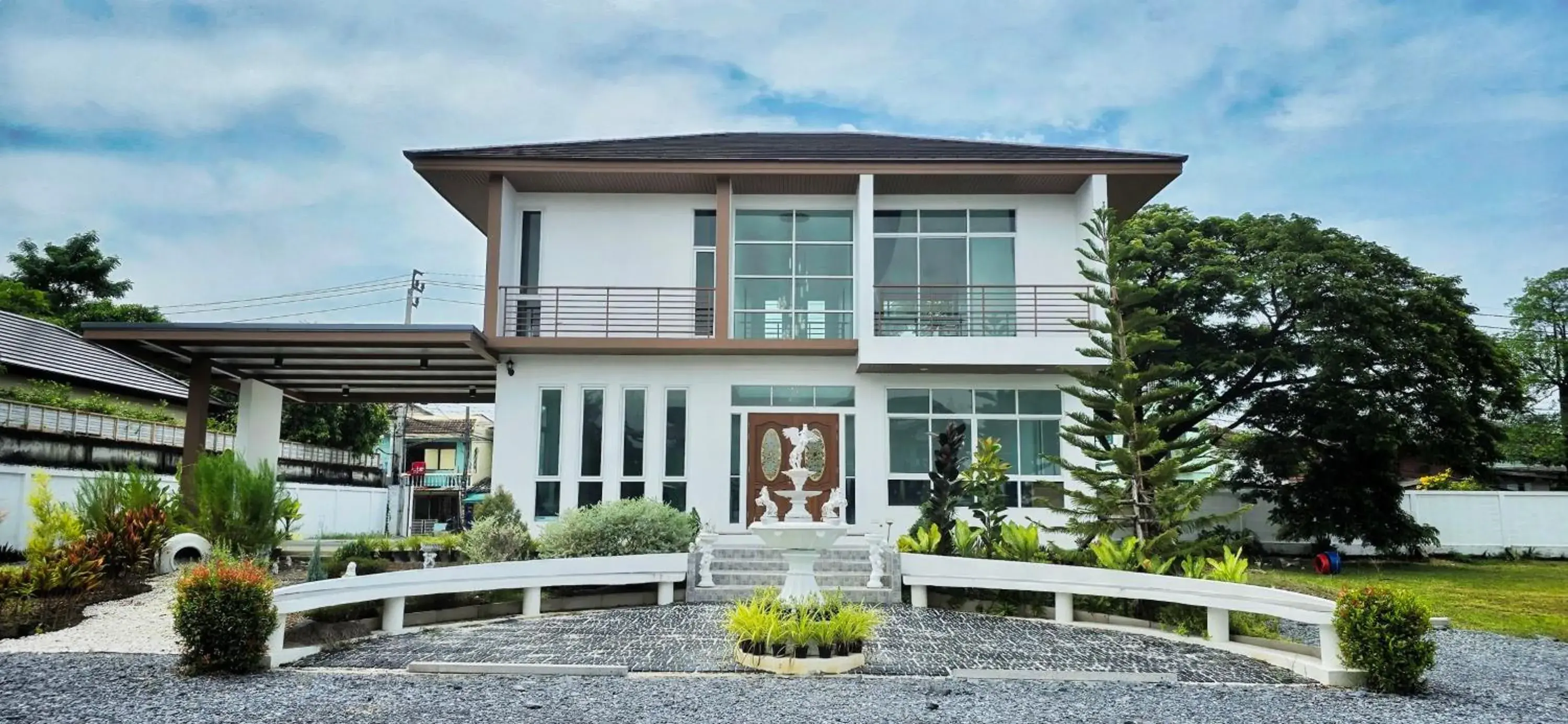 Tiny Island Lake Lodge Tiny Island Lake Lodge