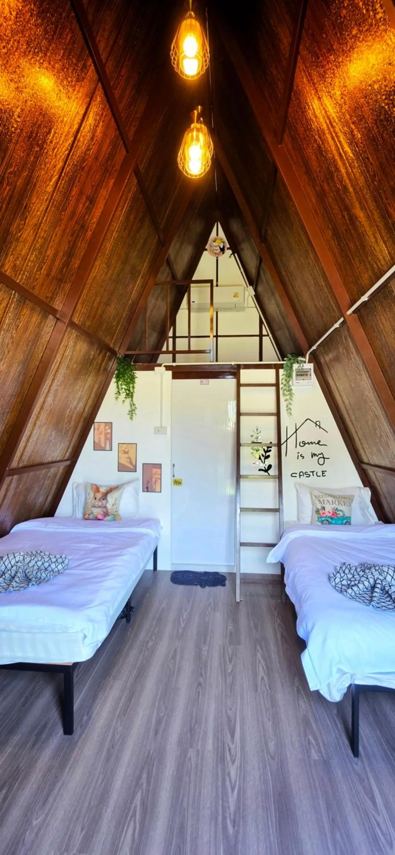 Bed in Tiny Island Lake Lodge