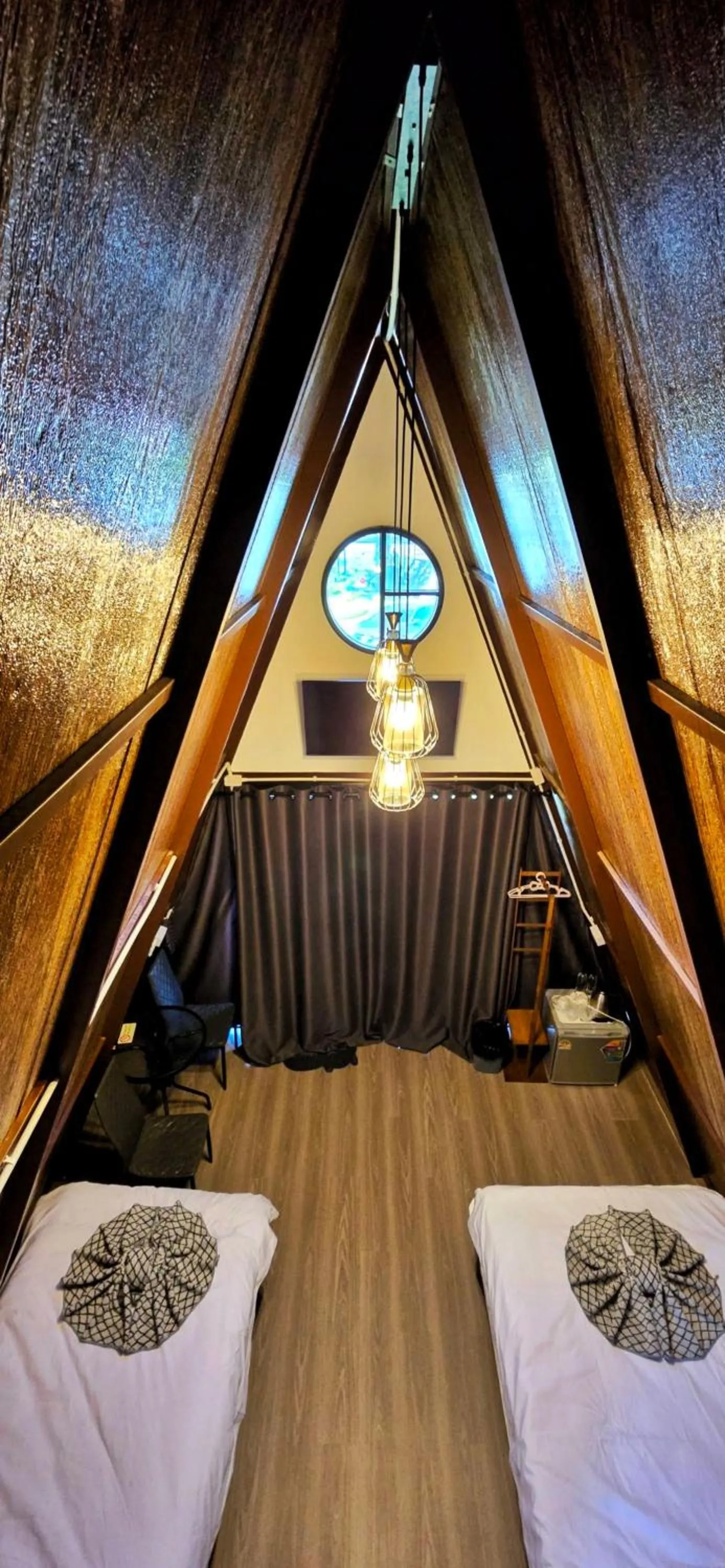 Bed in Tiny Island Lake Lodge