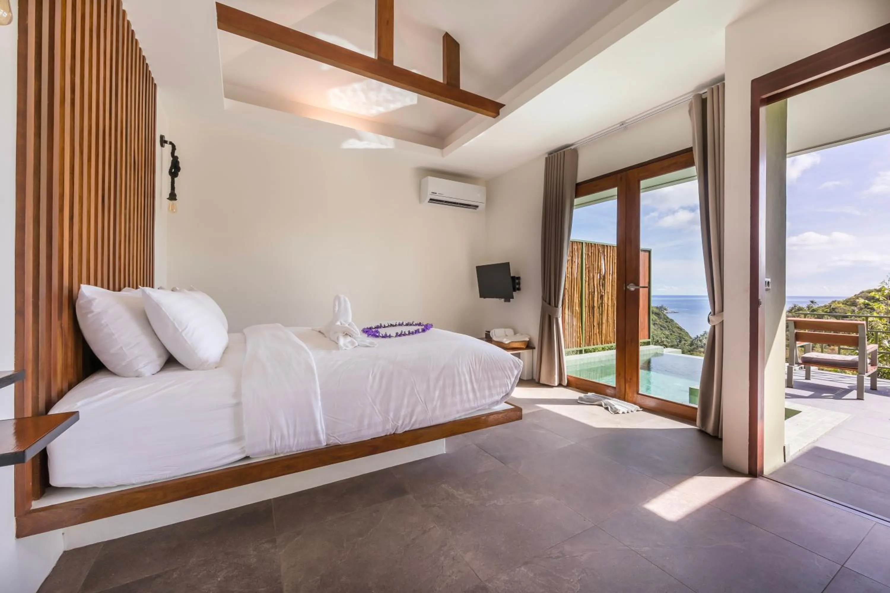 TV and multimedia, Bed in Mae Ya Resort