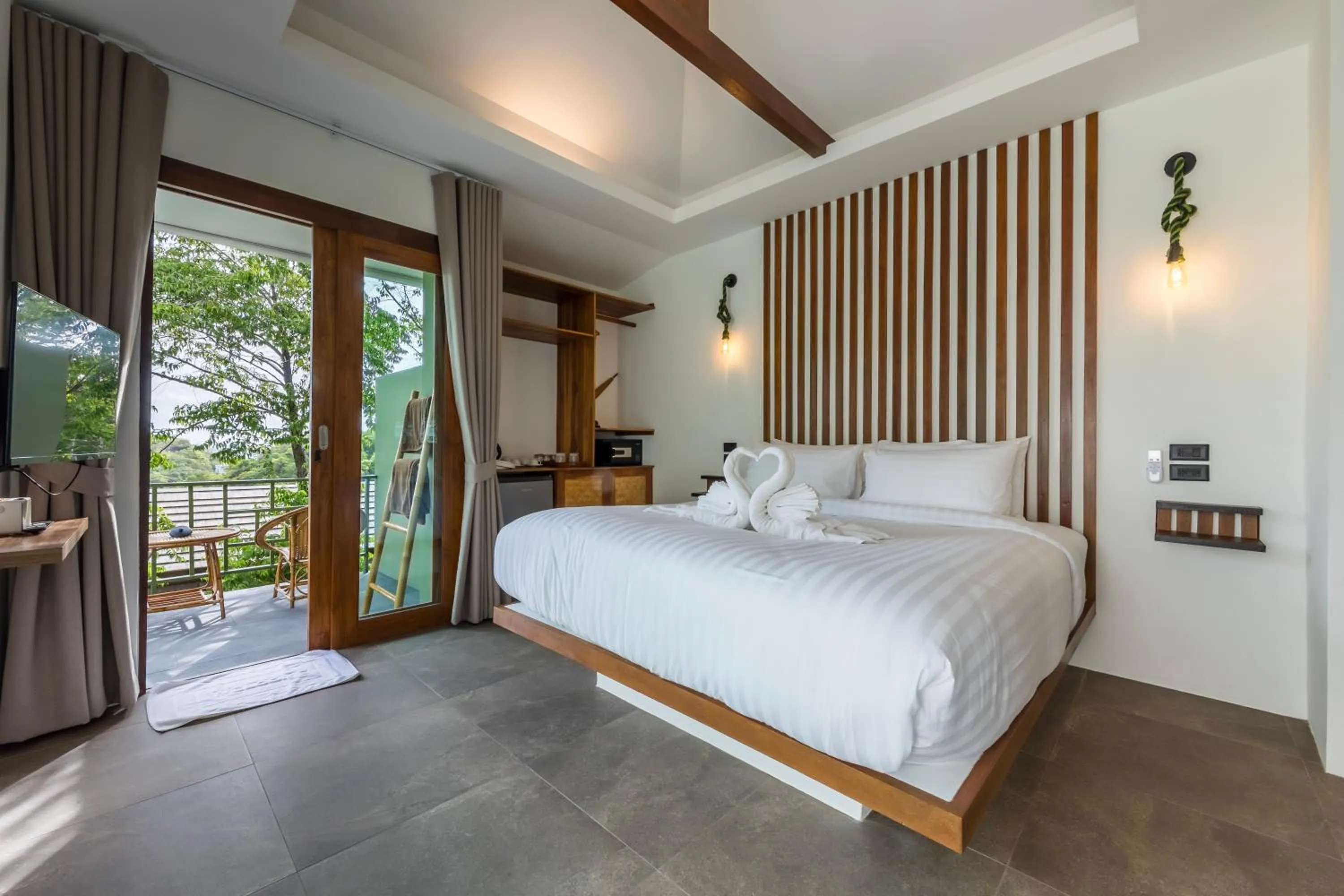 Bedroom, Bed in Mae Ya Resort