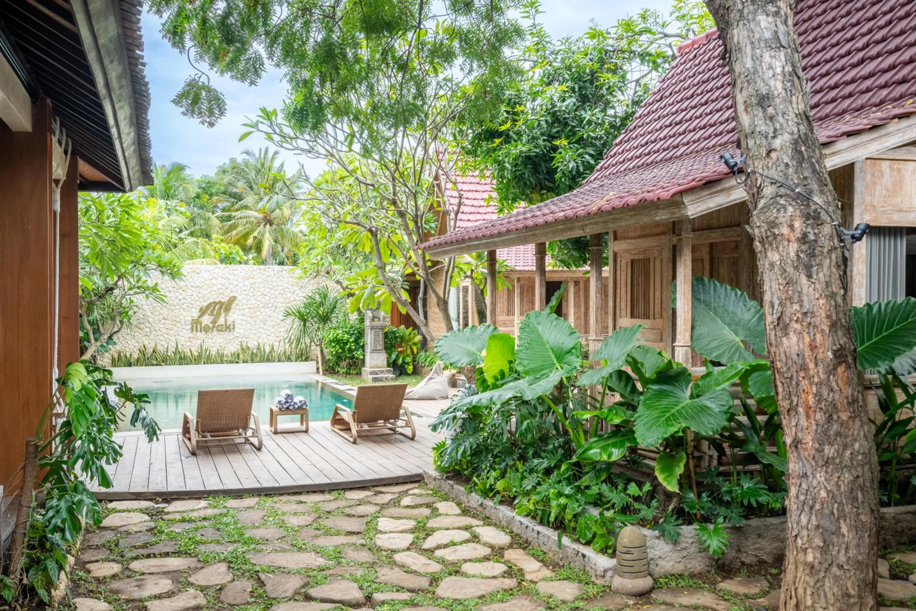 Garden in Meraki Luxury Villa