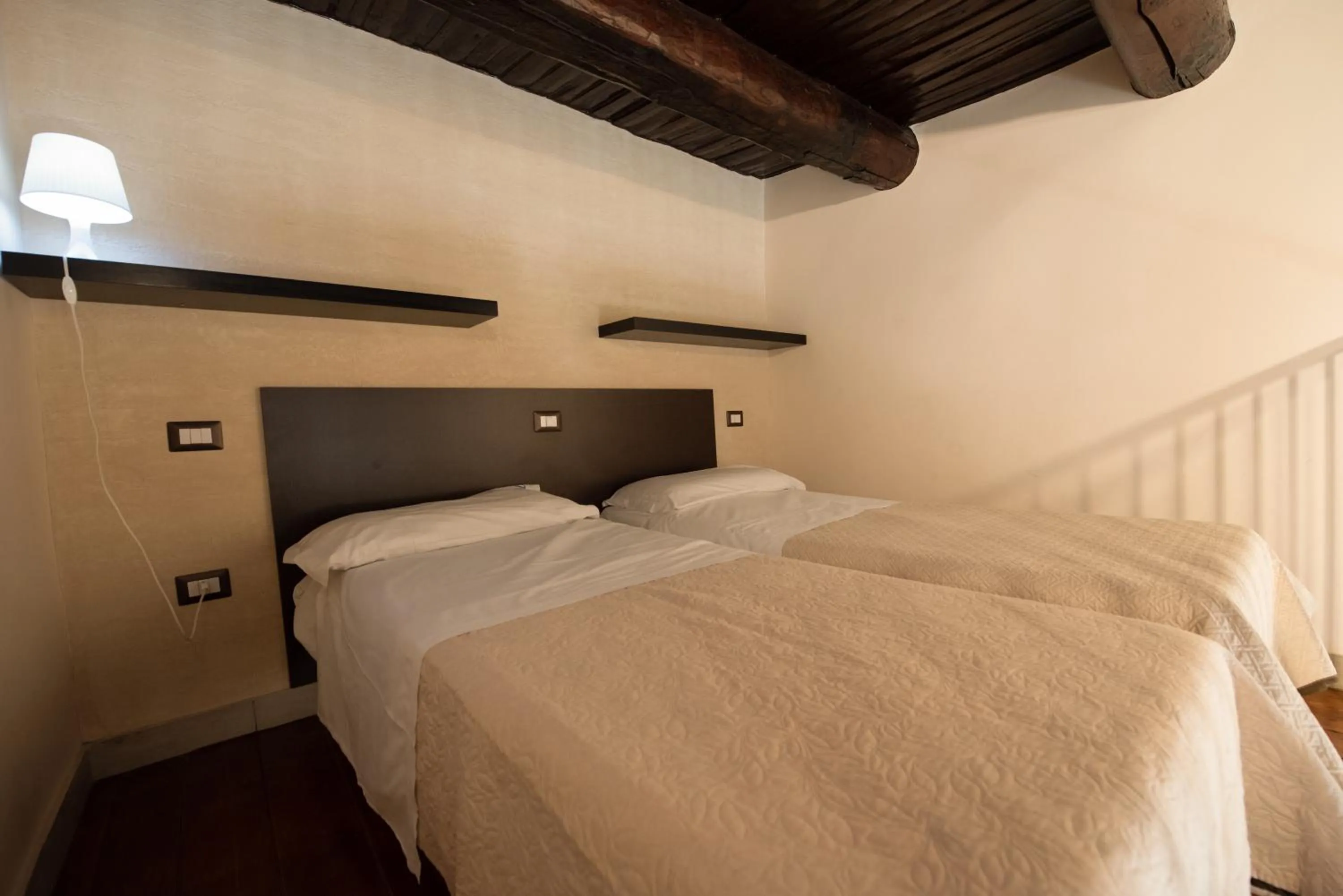 Bed in Napolì Affittacamere