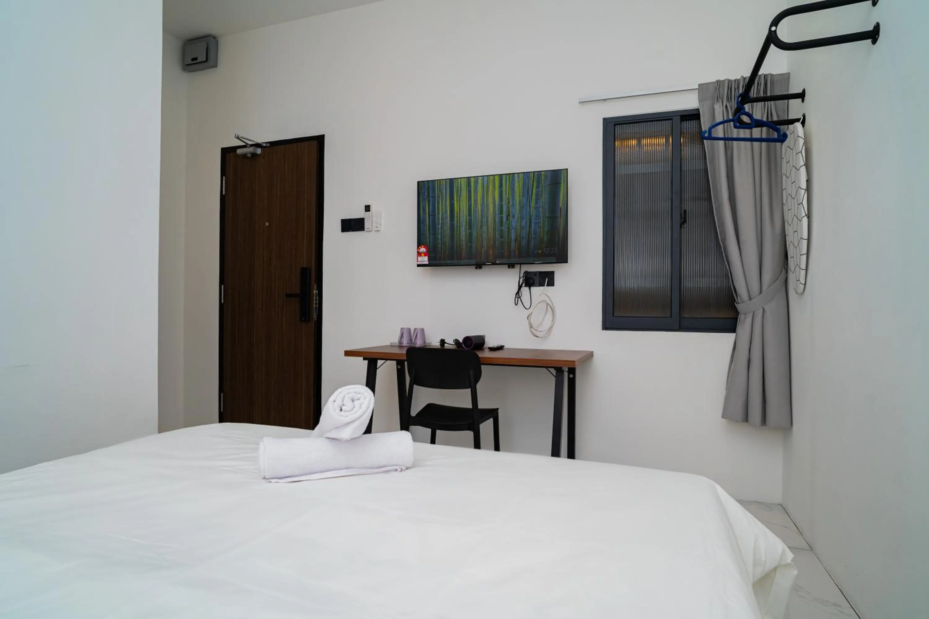 Bed in Jovial Industrial Stylish Lodge ````Bukit Mertajam