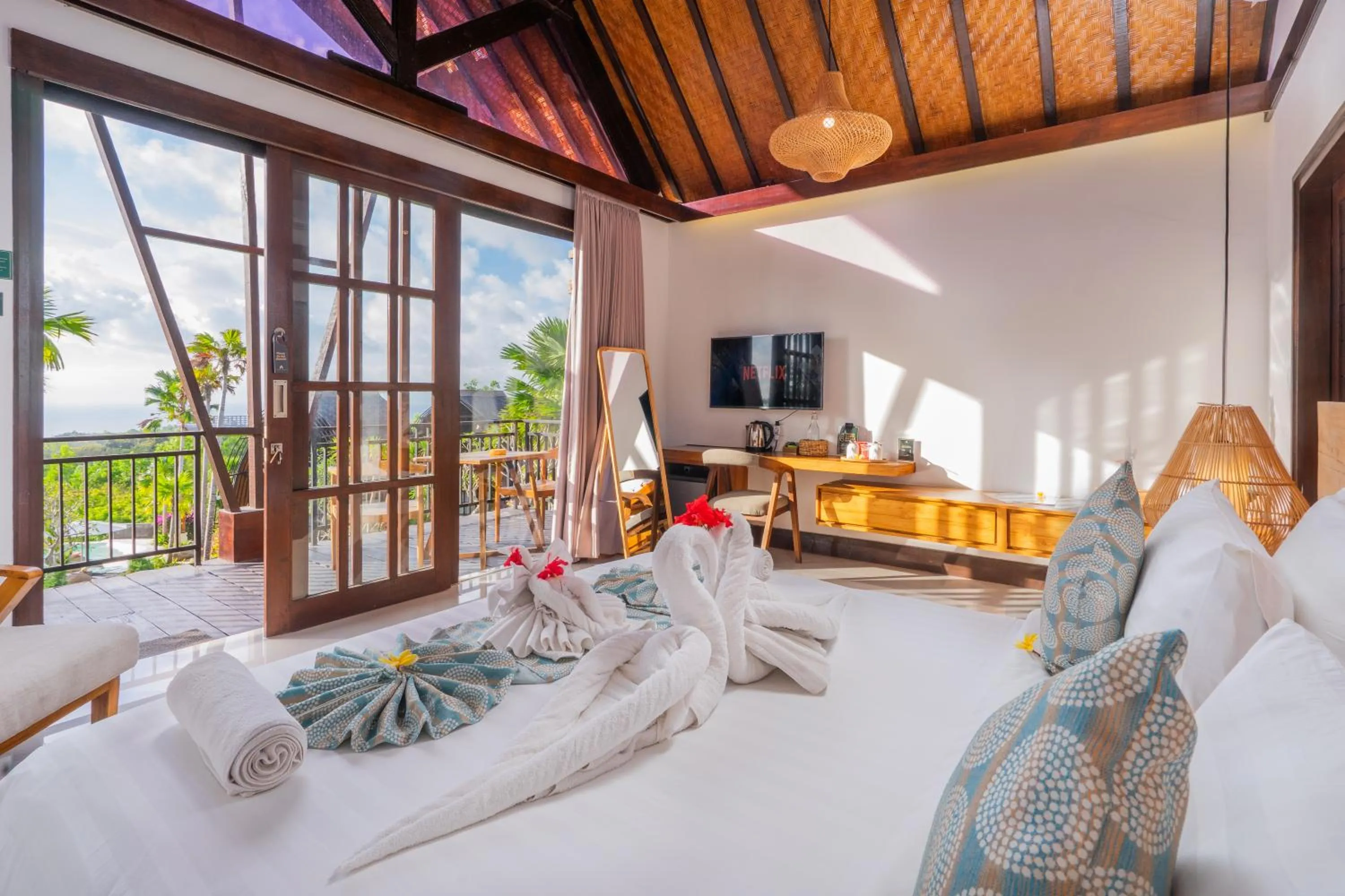 Bed in Cemara Hills Uluwatu, The Reserve - Cottages & Villas