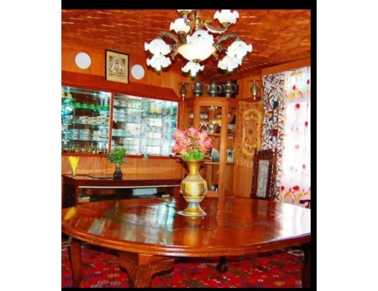 Lounge or bar in Taj Palace Houseboat, Srinagar
