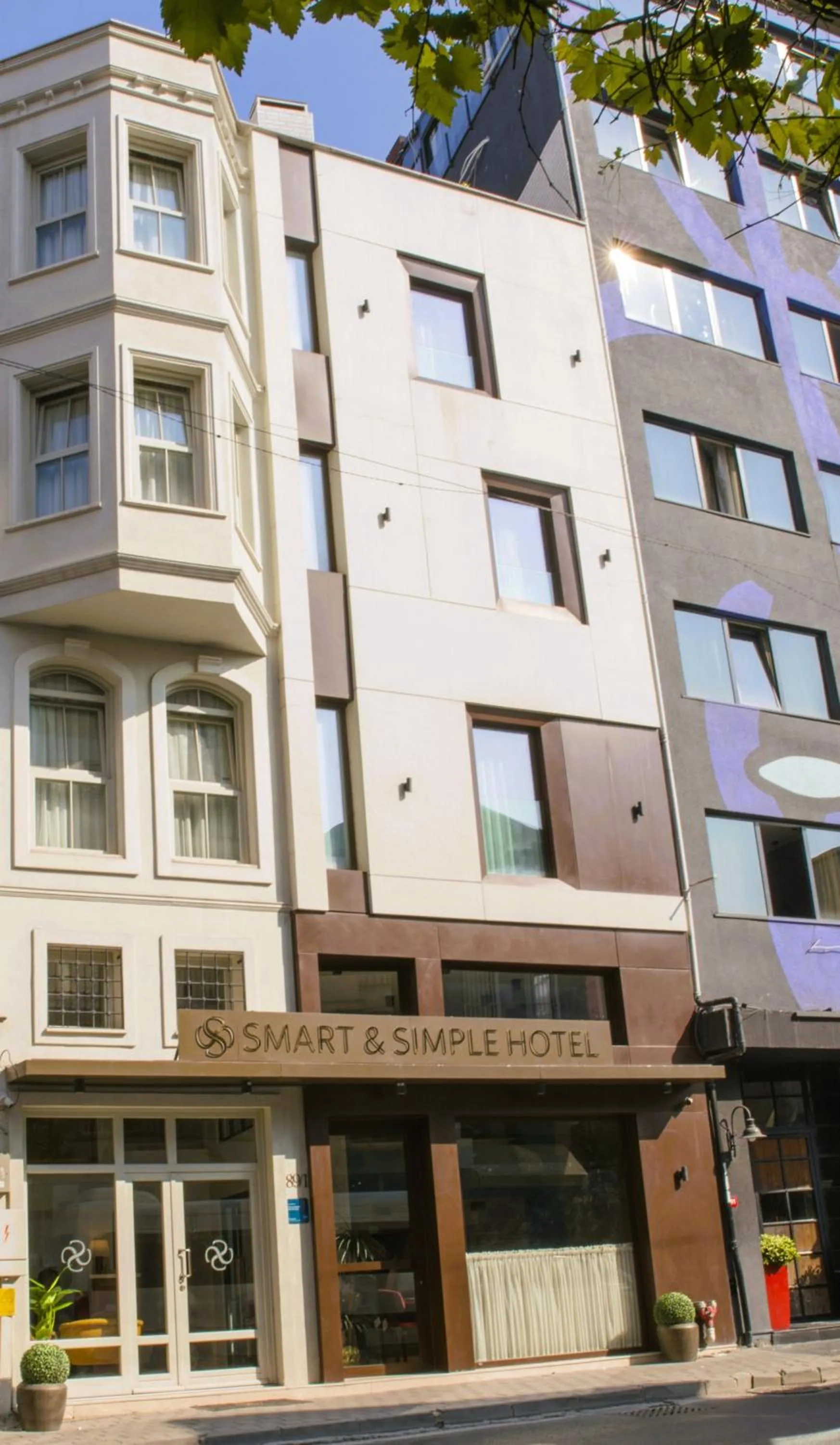 Property building in Smart and Simple Hotel Karakoy