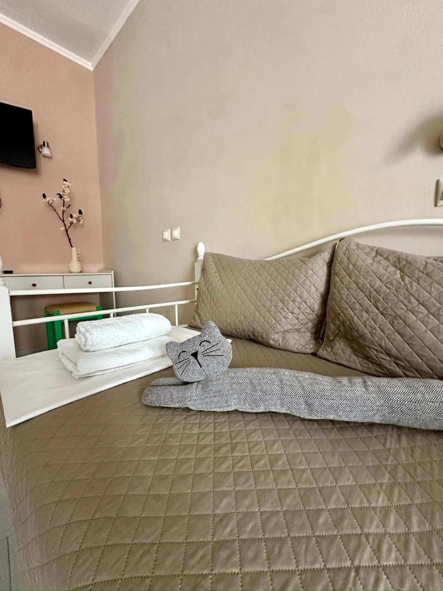 Seating area, Bed in Hotel Lenox