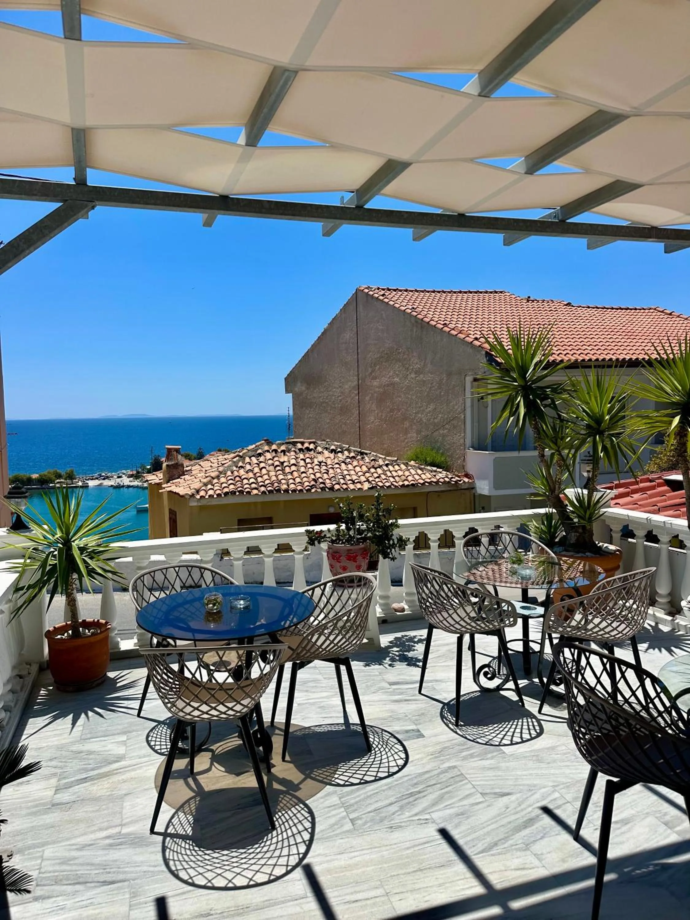 Patio in Hotel Lenox
