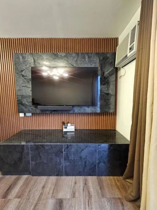 Tuscania T3 502 - Goff's Place