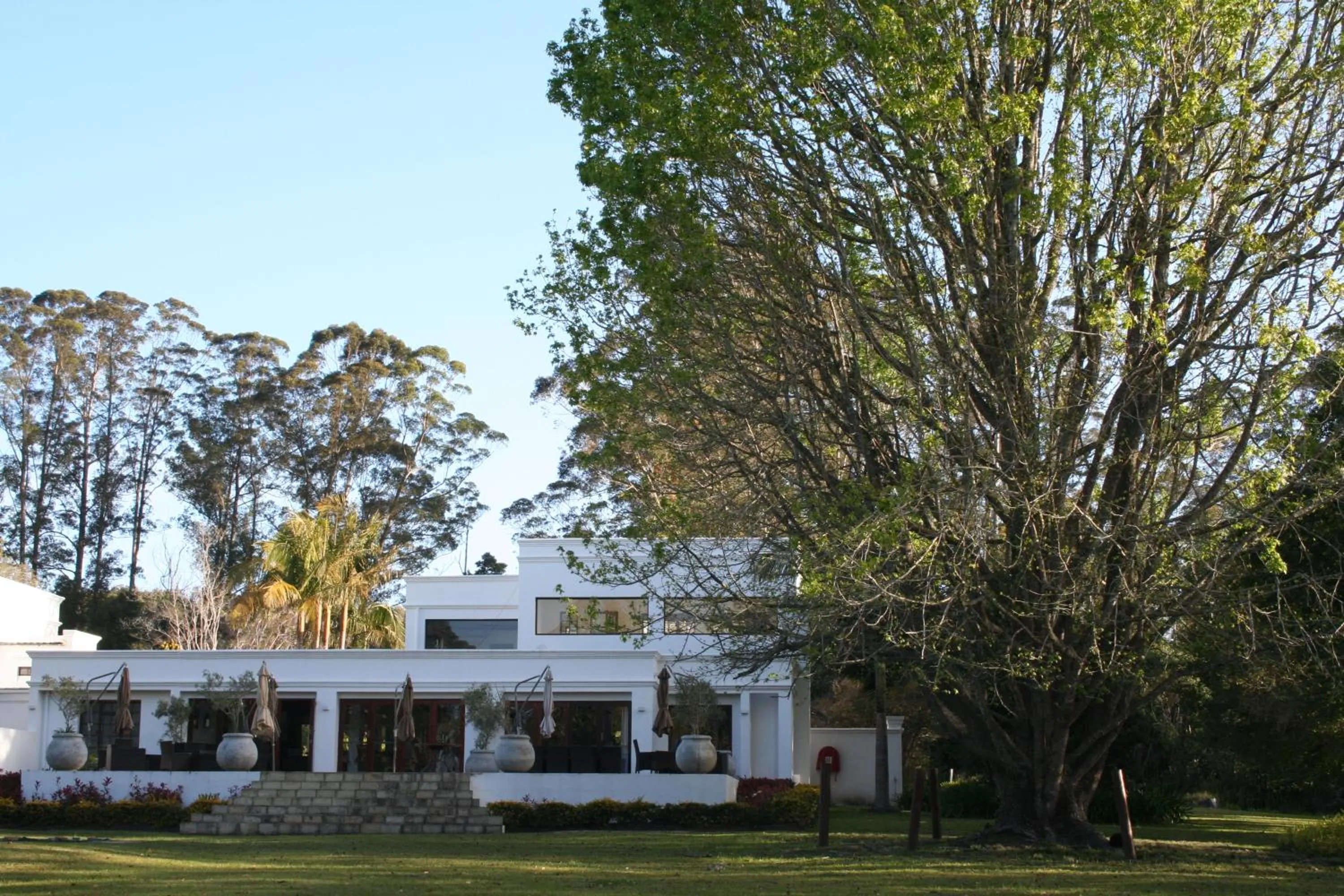 Property building in Edenbrook Country Manor
