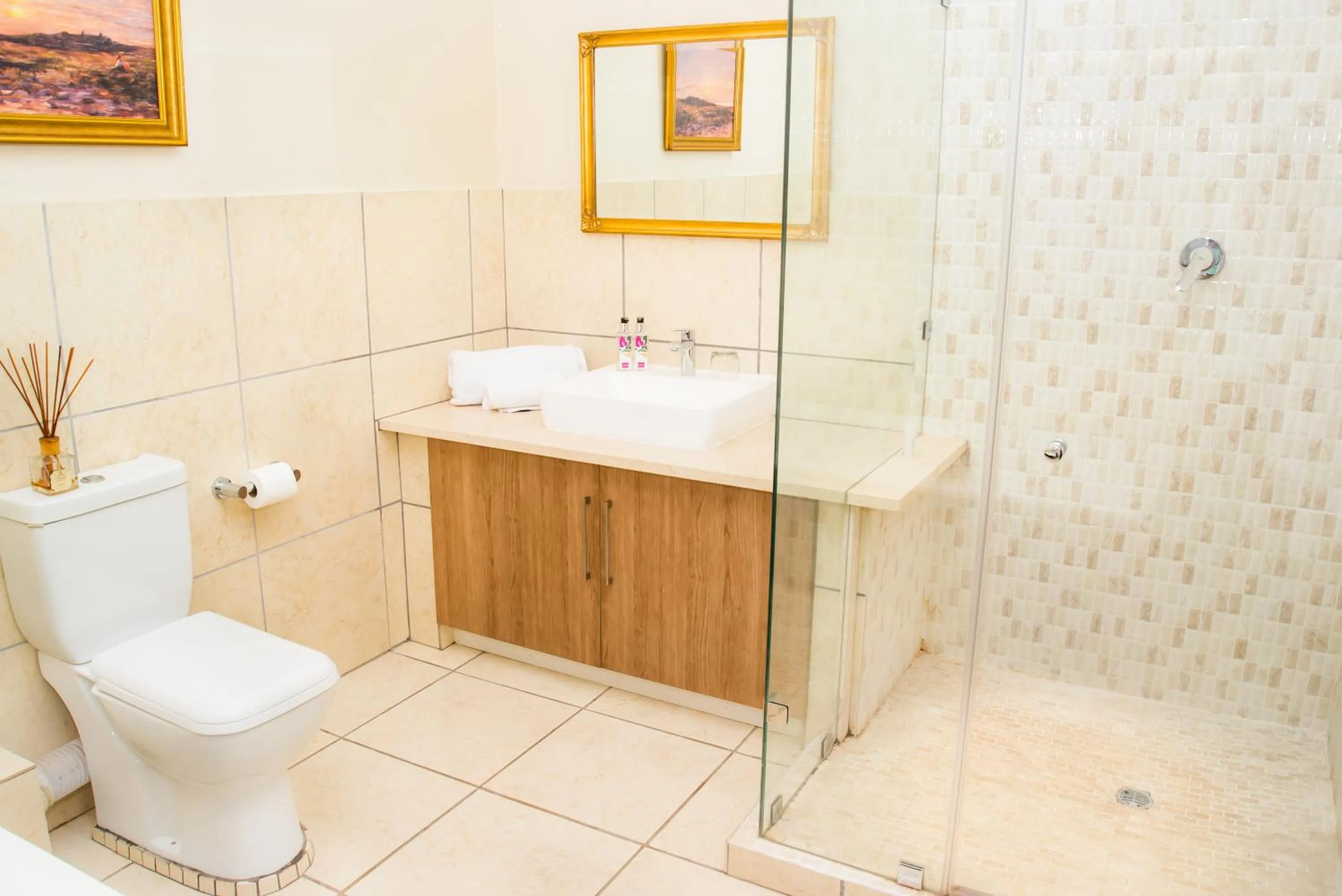 Bathroom in Gardenia Boutique Hotel