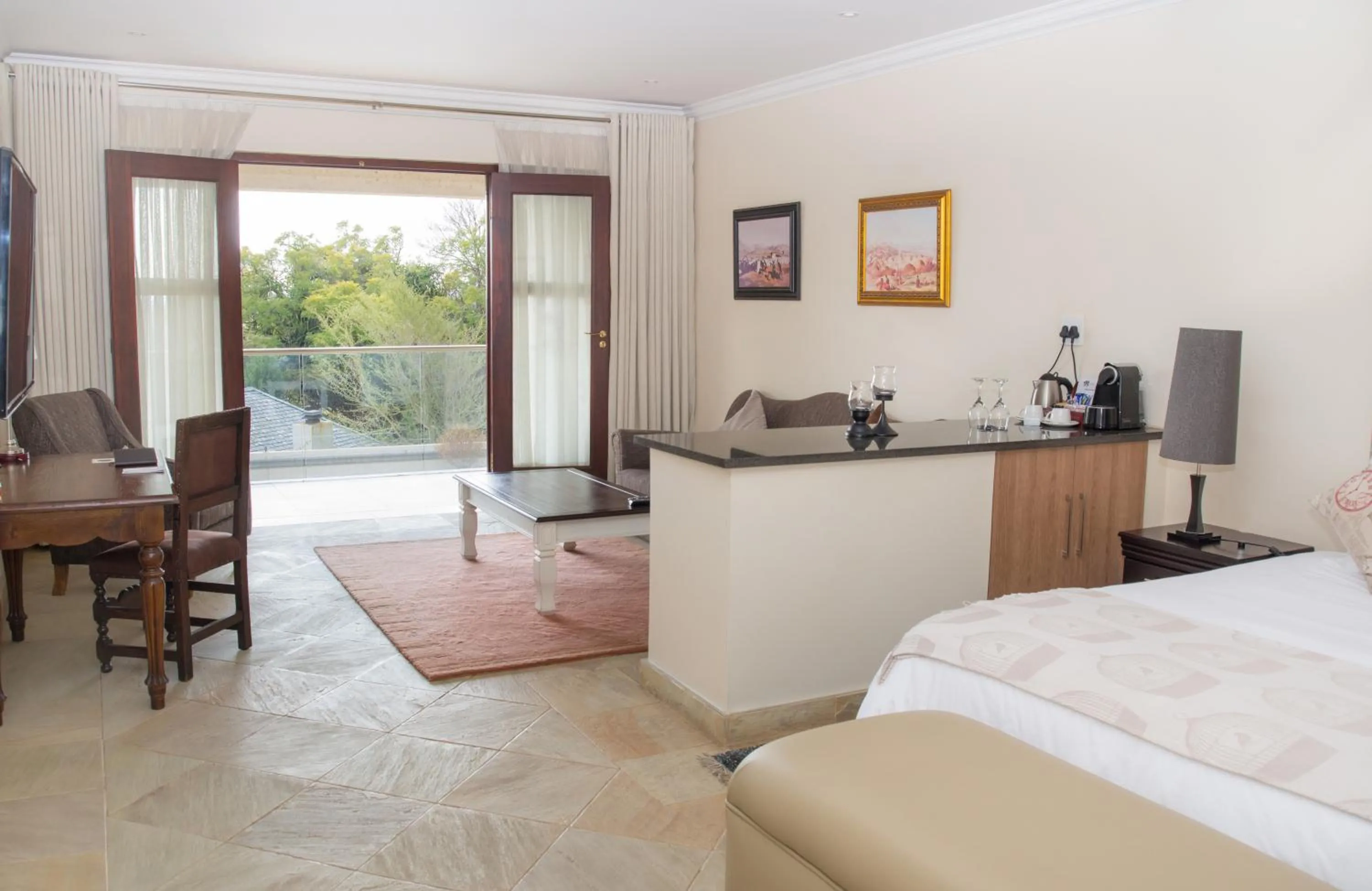 Photo of the whole room, Bed in Gardenia Boutique Hotel