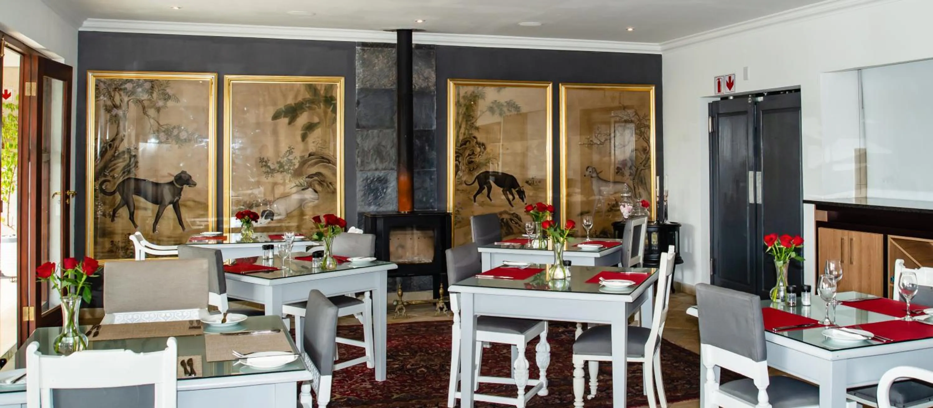 Food and drinks in Gardenia Boutique Hotel