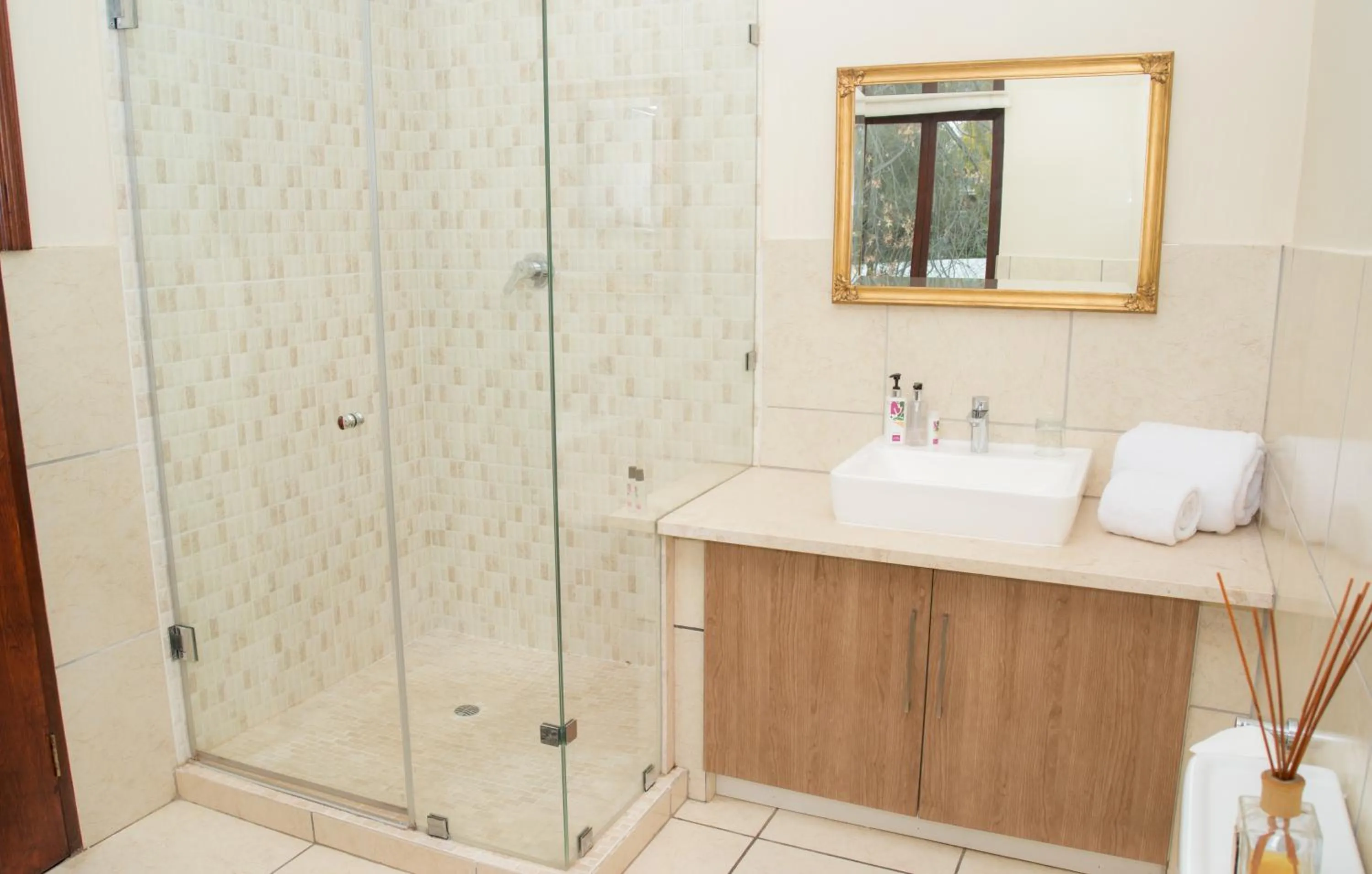 Shower in Gardenia Boutique Hotel