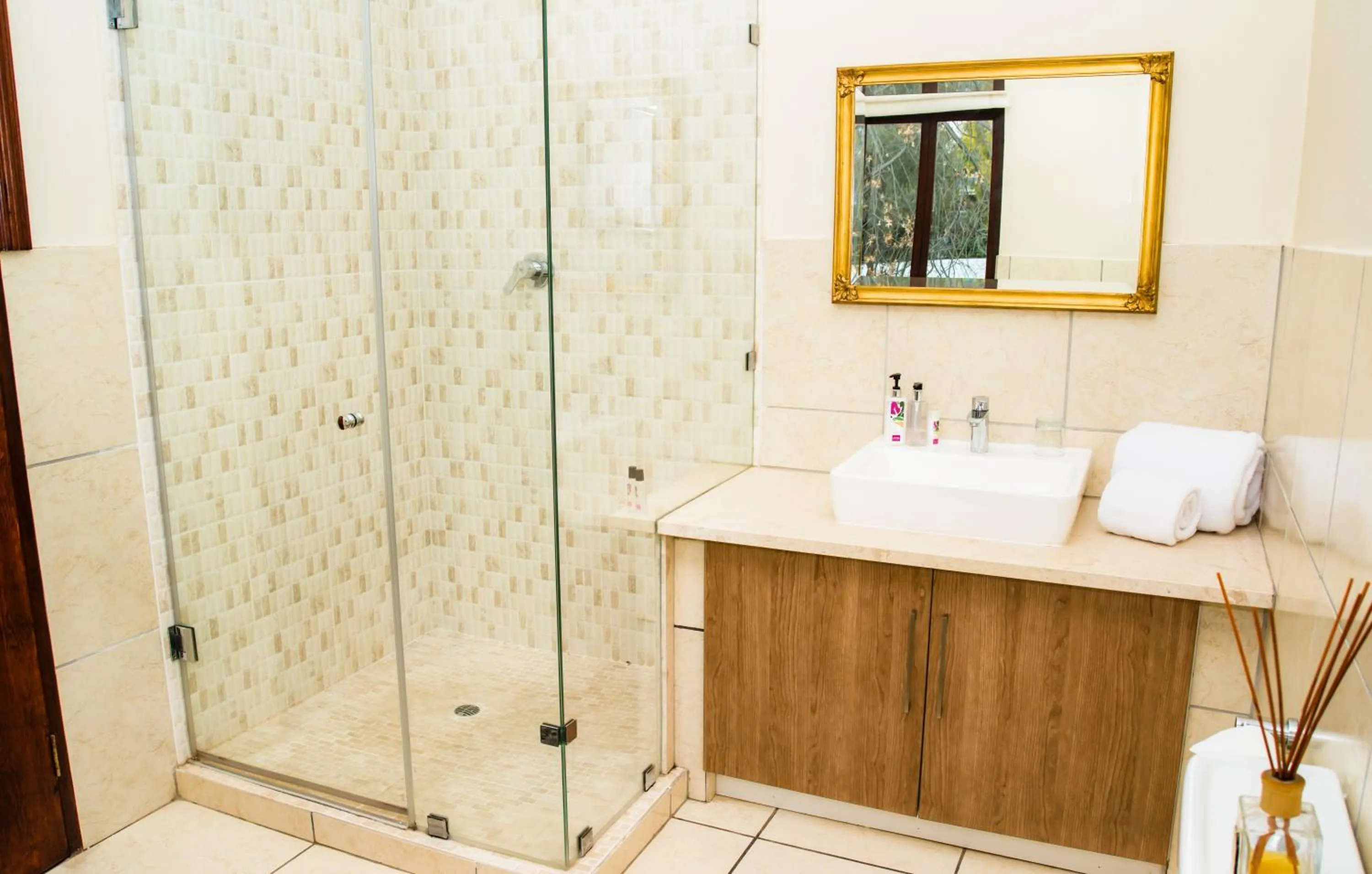 Bathroom in Gardenia Boutique Hotel