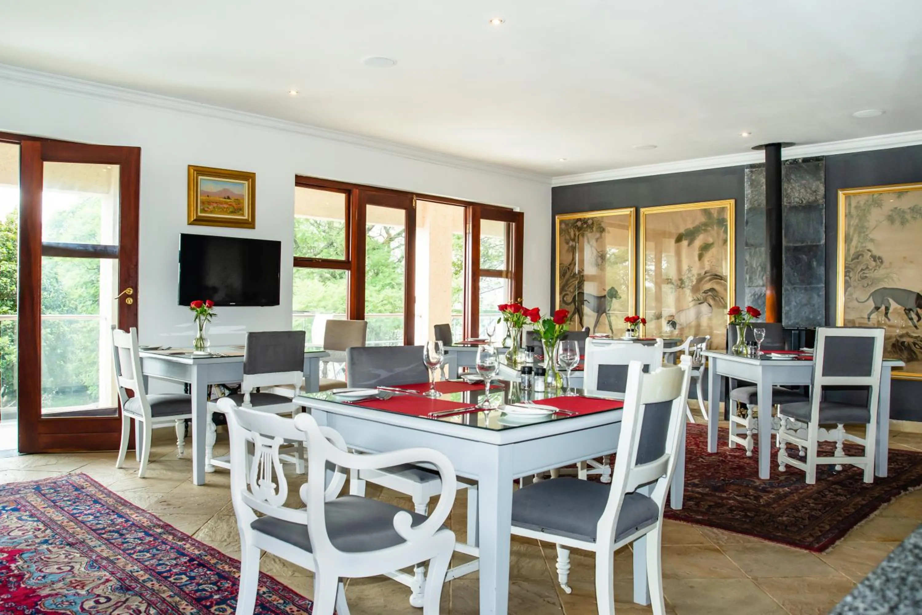 Dining area in Gardenia Boutique Hotel
