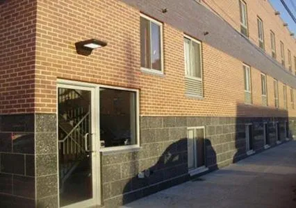 Facade/entrance, Property Building in Rodeway Inn Near JFK Airport