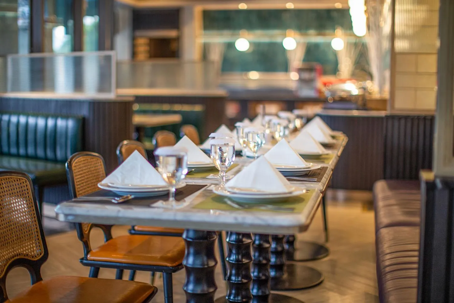 Restaurant/places to eat in THE 1O1 Jakarta Sedayu Darmawangsa