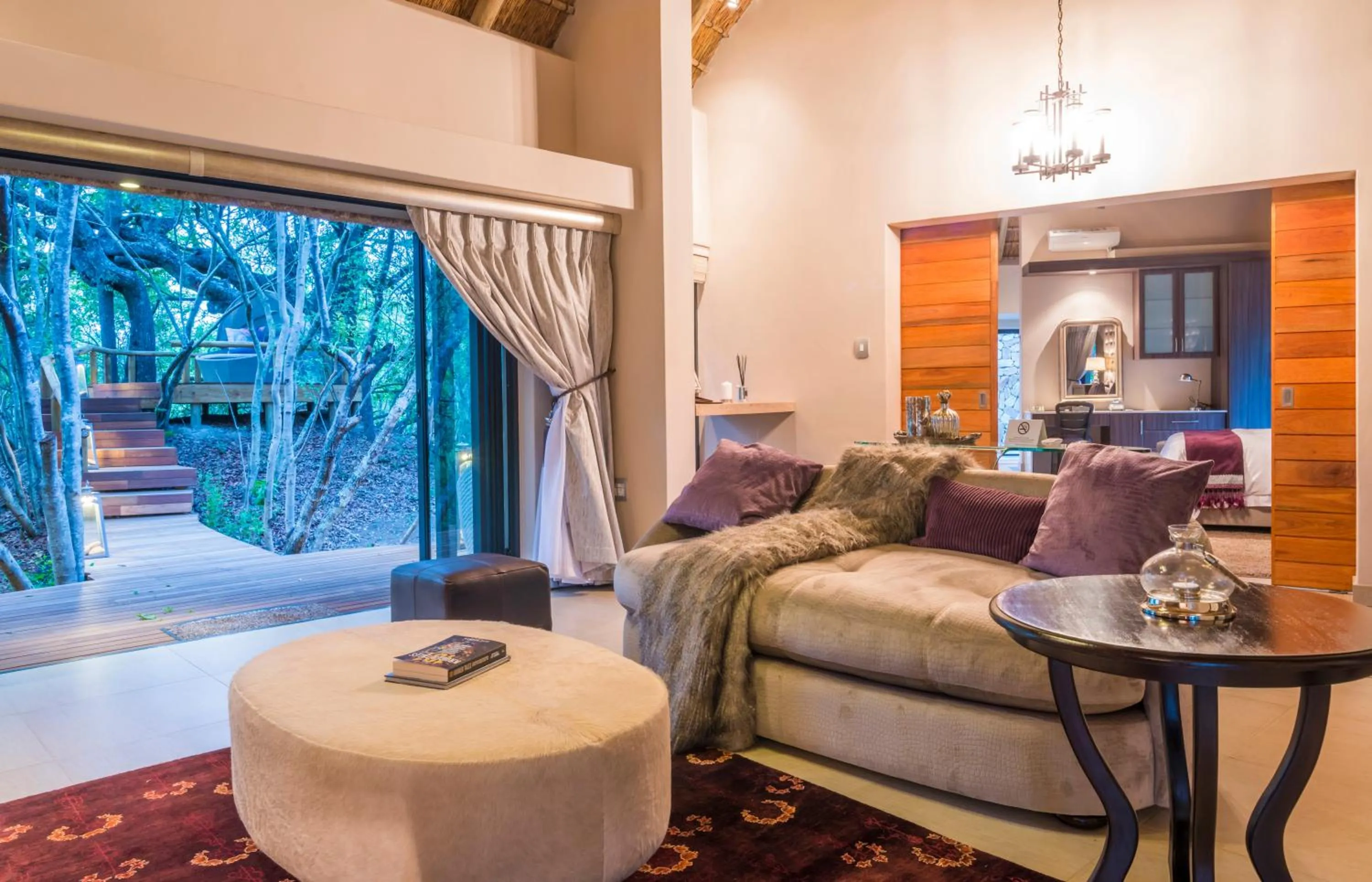 Living room in AM Lodge - Hoedspruit