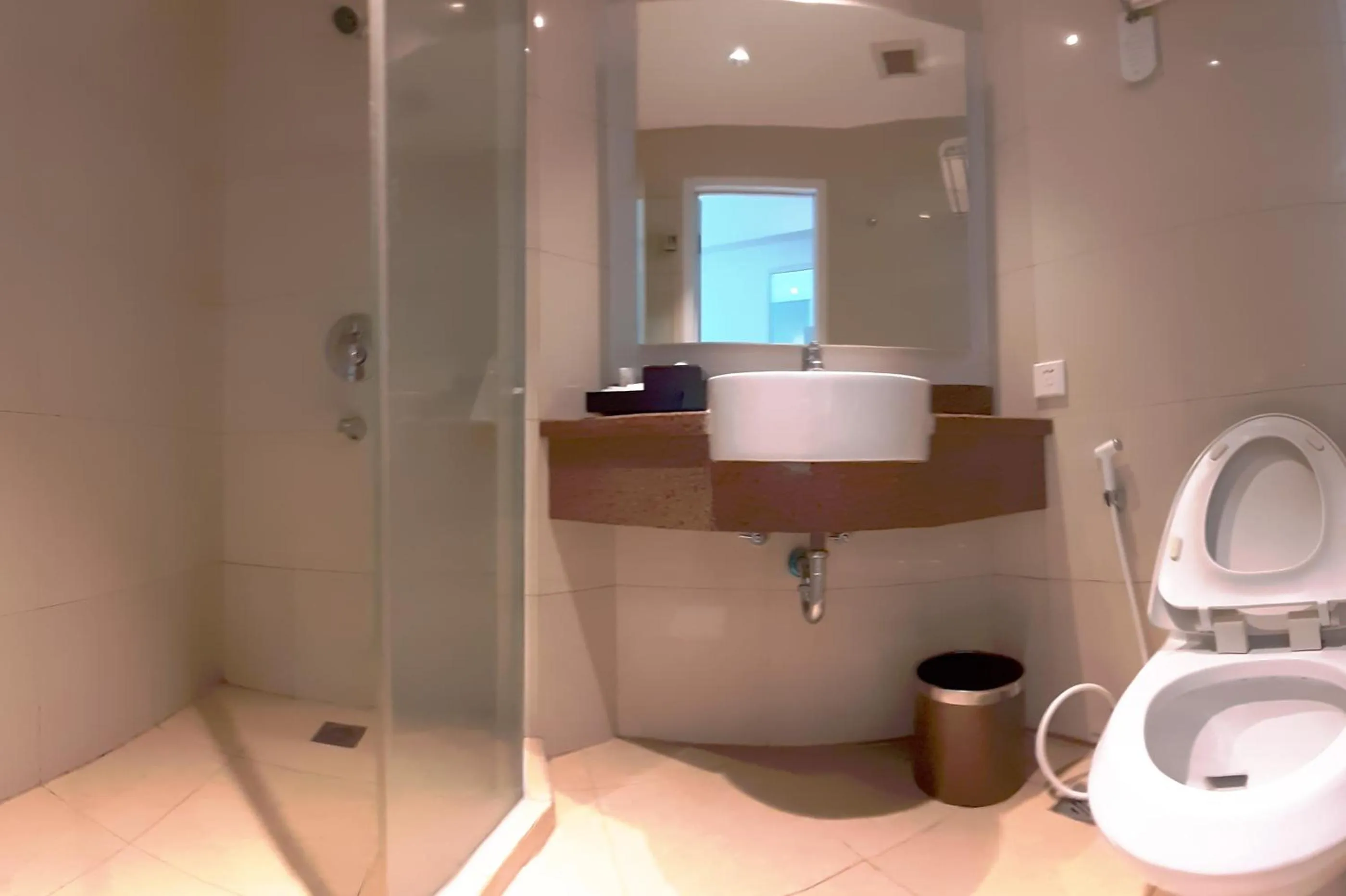 Bathroom in Park Hotel Cawang Jakarta