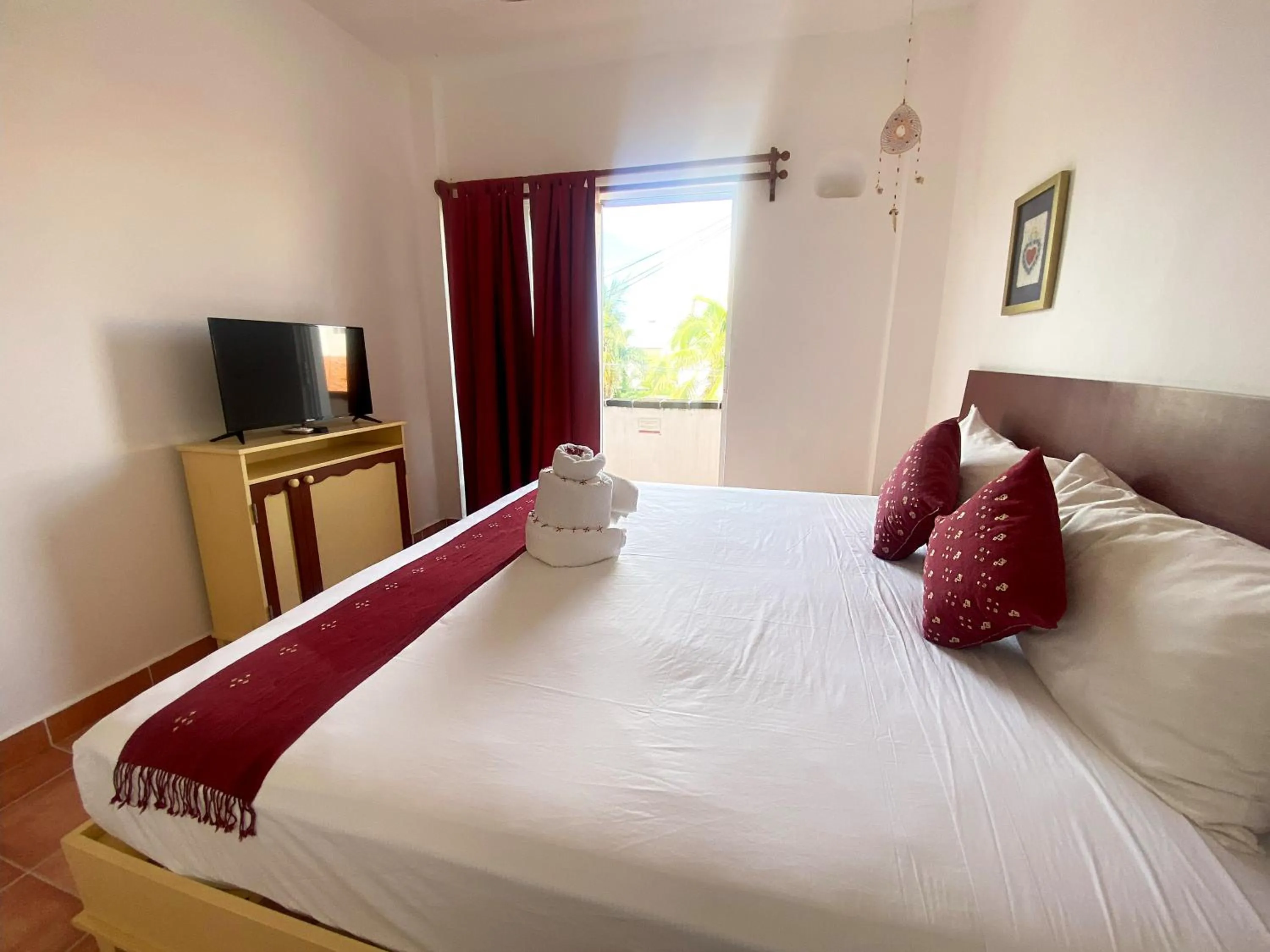 Bed in Zihil Ha Hotel