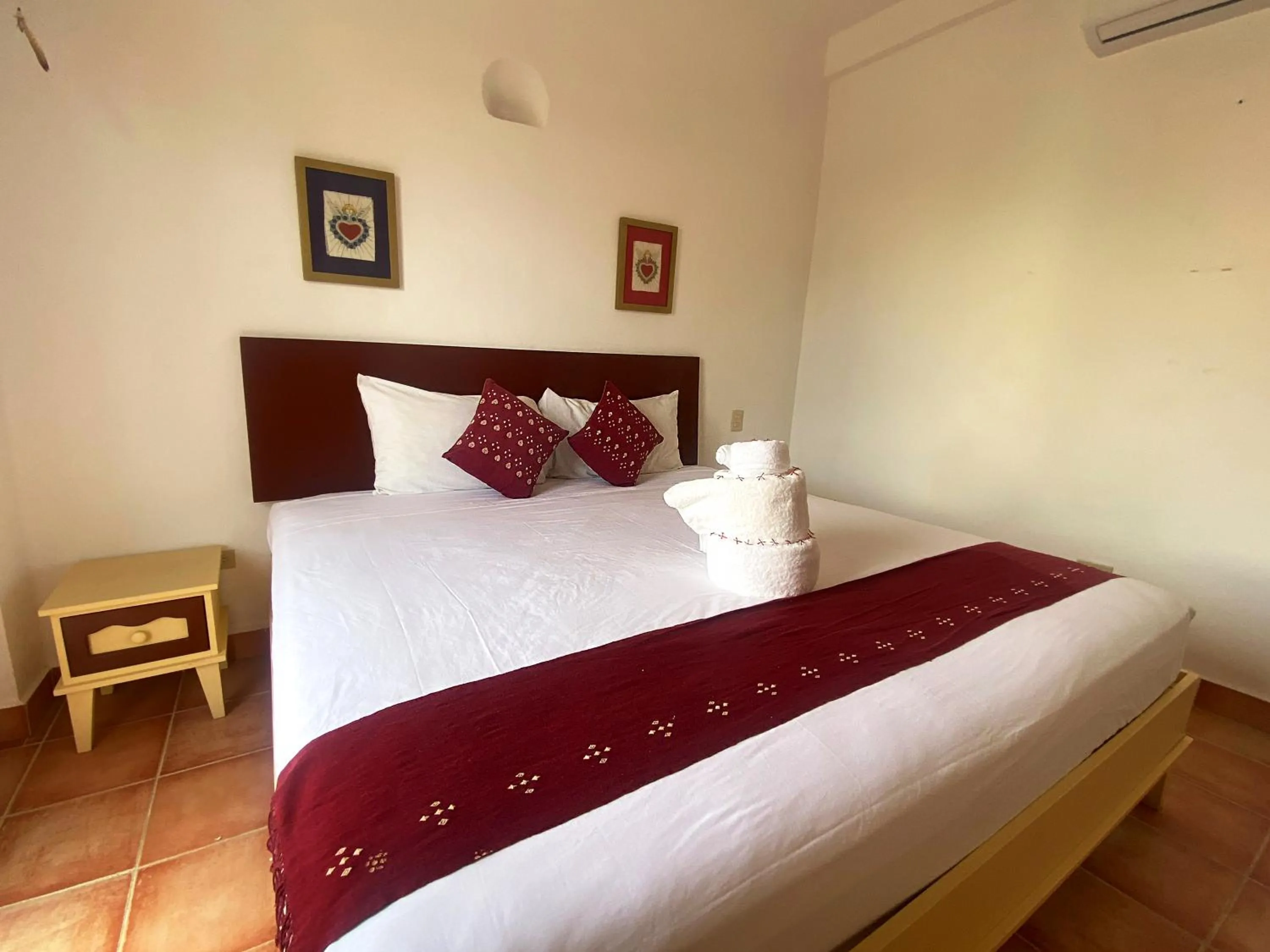 Bed in Zihil Ha Hotel