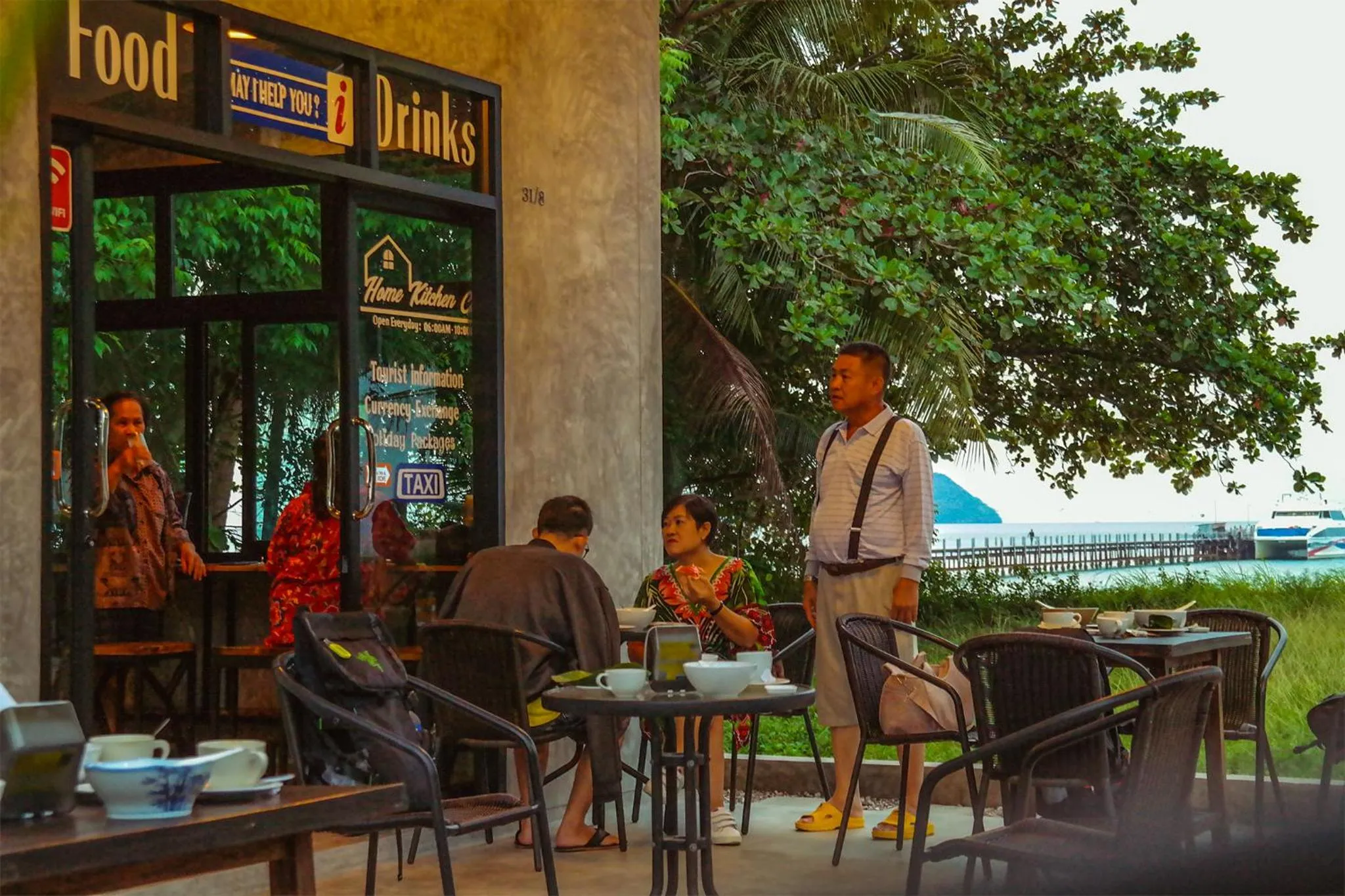 Restaurant/places to eat in Baan i Talay Chumphon บ้านไอทะเลชุมพร