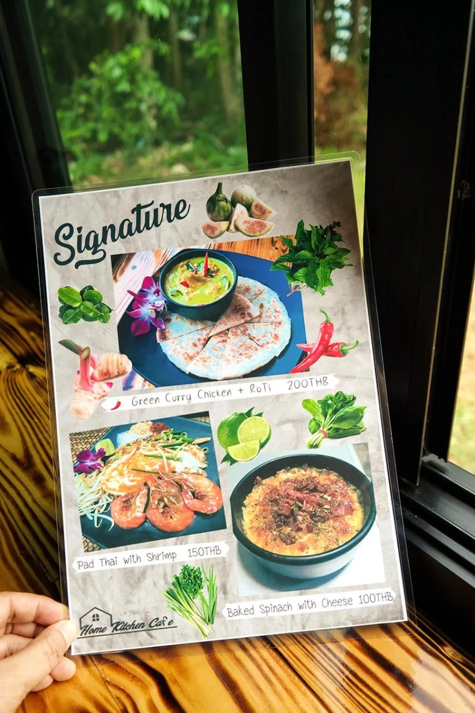 Food and drinks in Baan i Talay Chumphon บ้านไอทะเลชุมพร