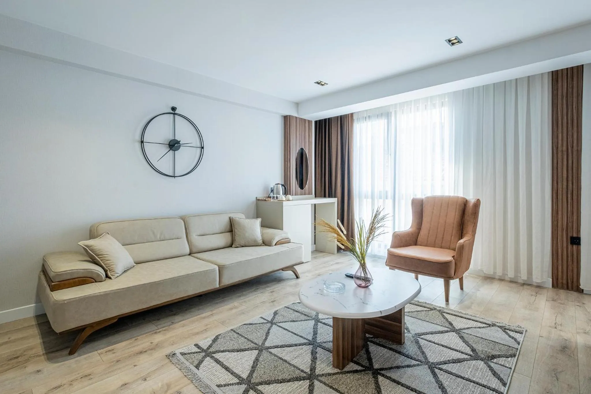 Living room in Euphrates Hotel Bursa