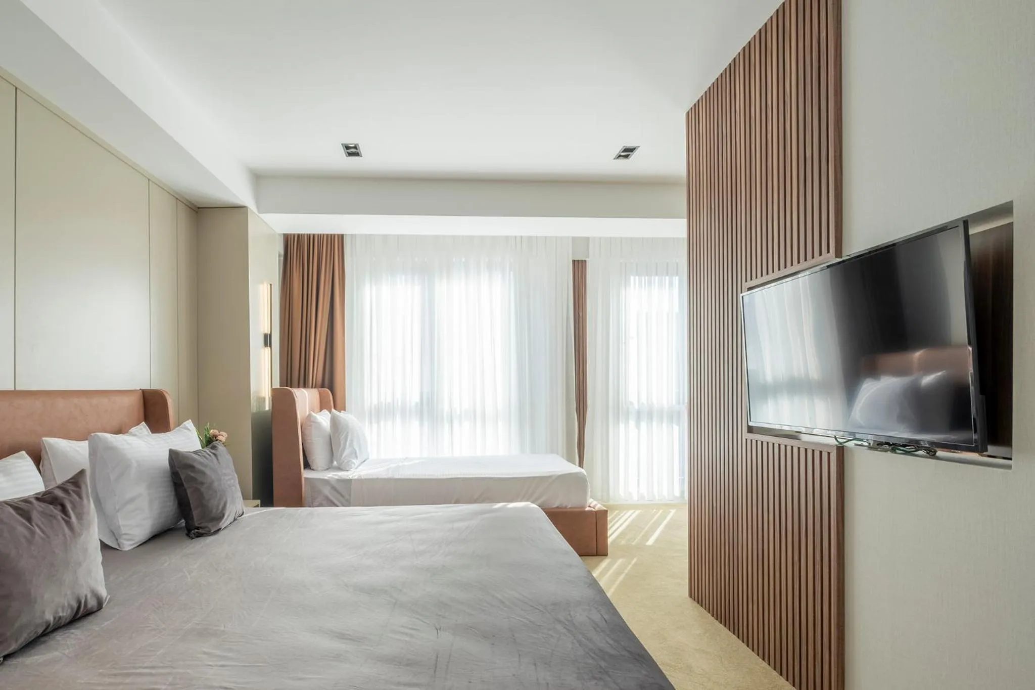 Bed in Euphrates Hotel Bursa