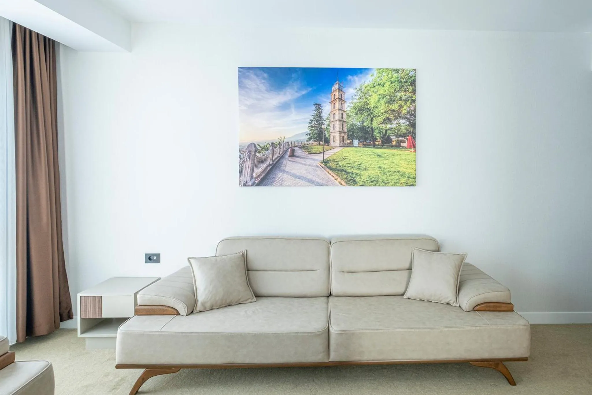 Seating area in Euphrates Hotel Bursa
