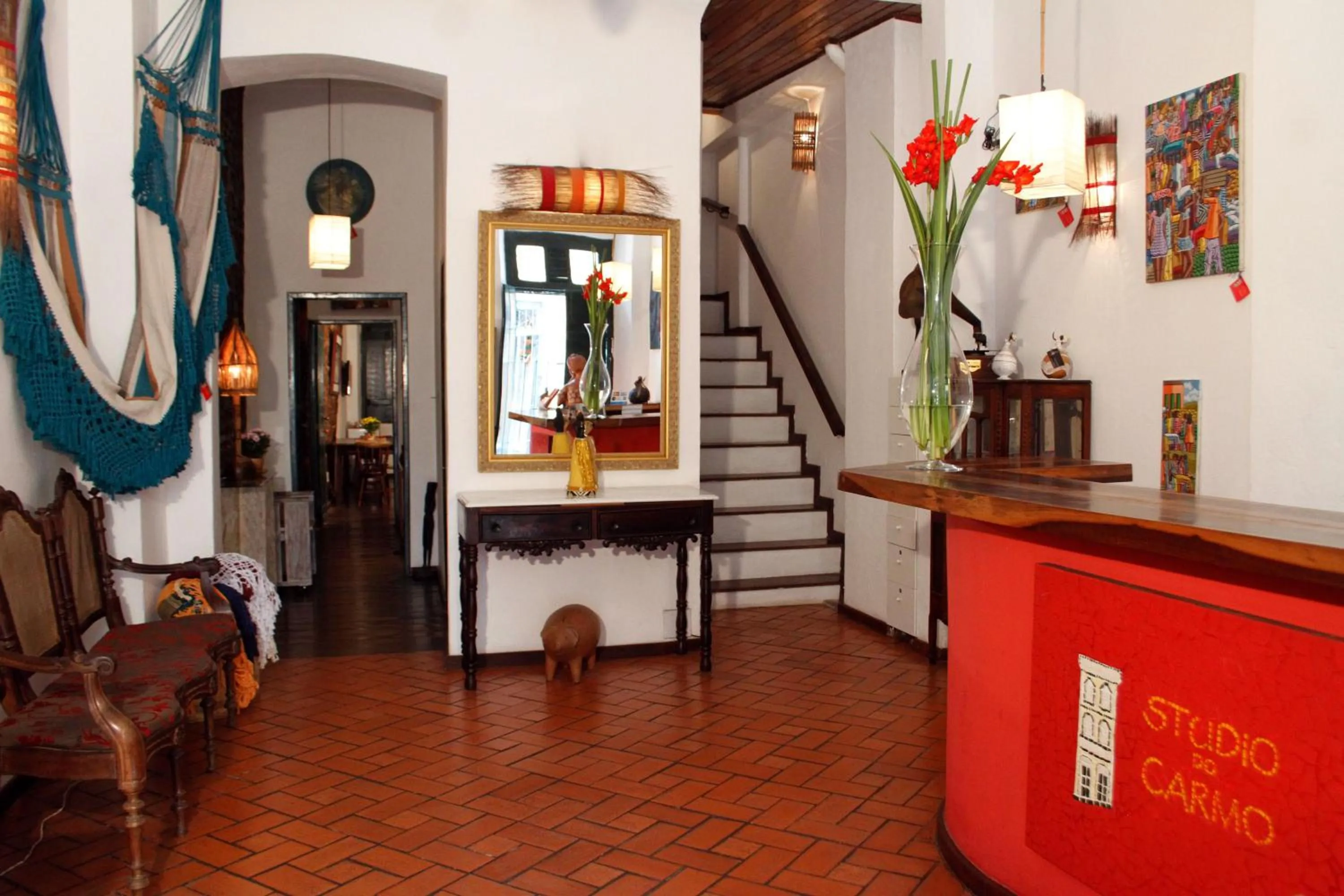 Lobby or reception in Studio do Carmo Galeria de Artes e Pousada