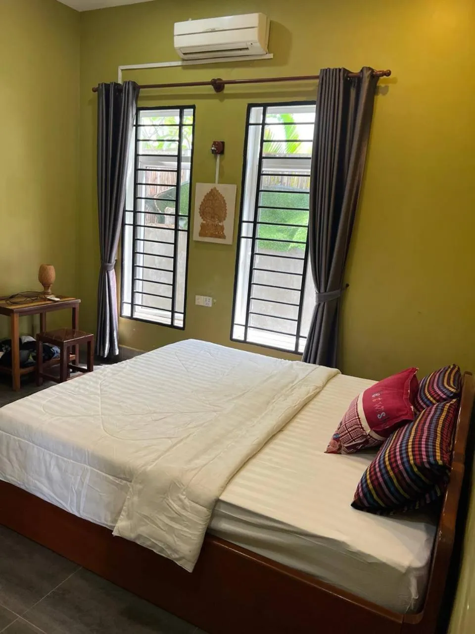 Photo of the whole room, Bed in Kalinga Art Home Guest House