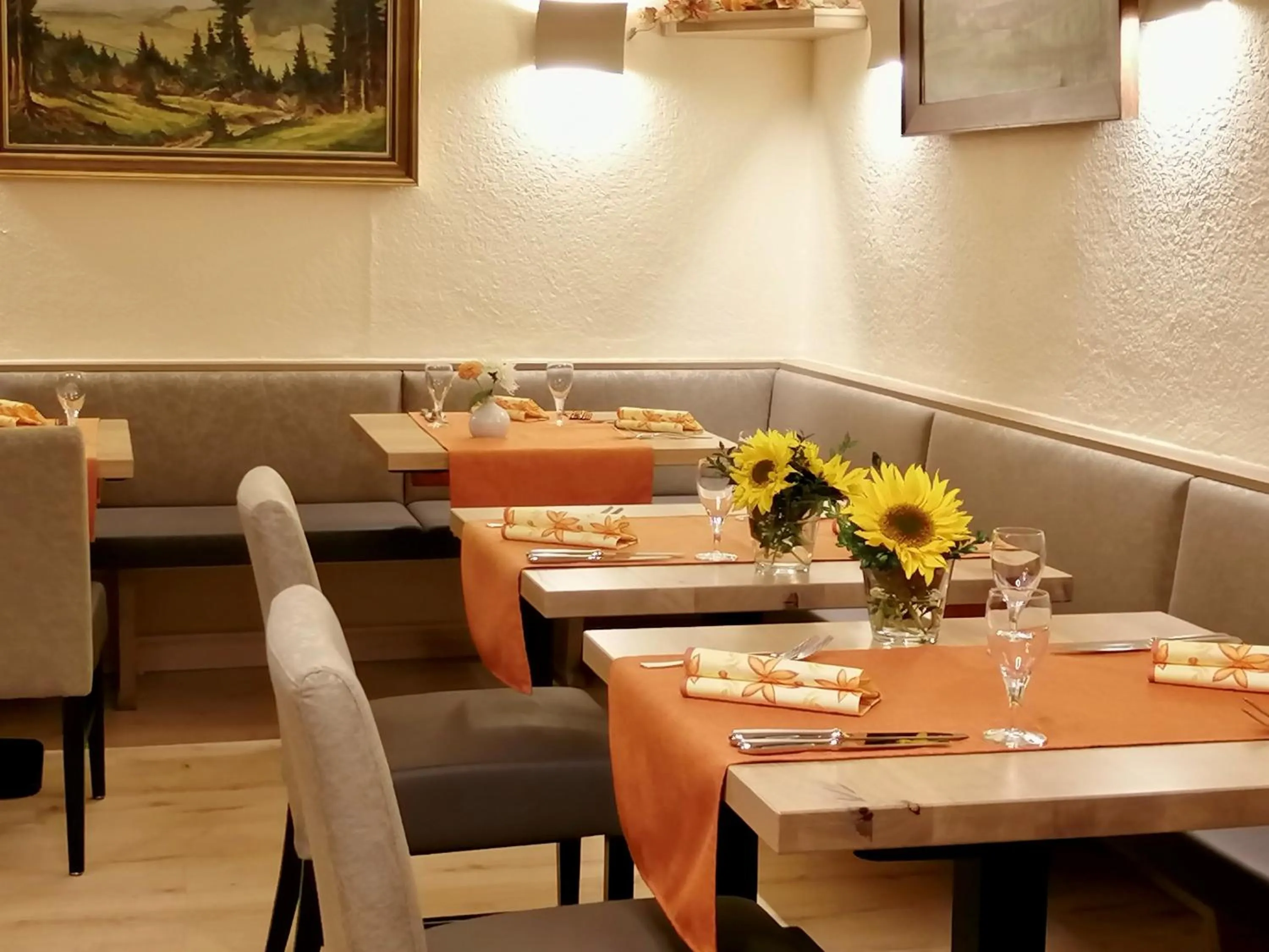 Restaurant/places to eat in Hotel-Gasthaus zur Eiche