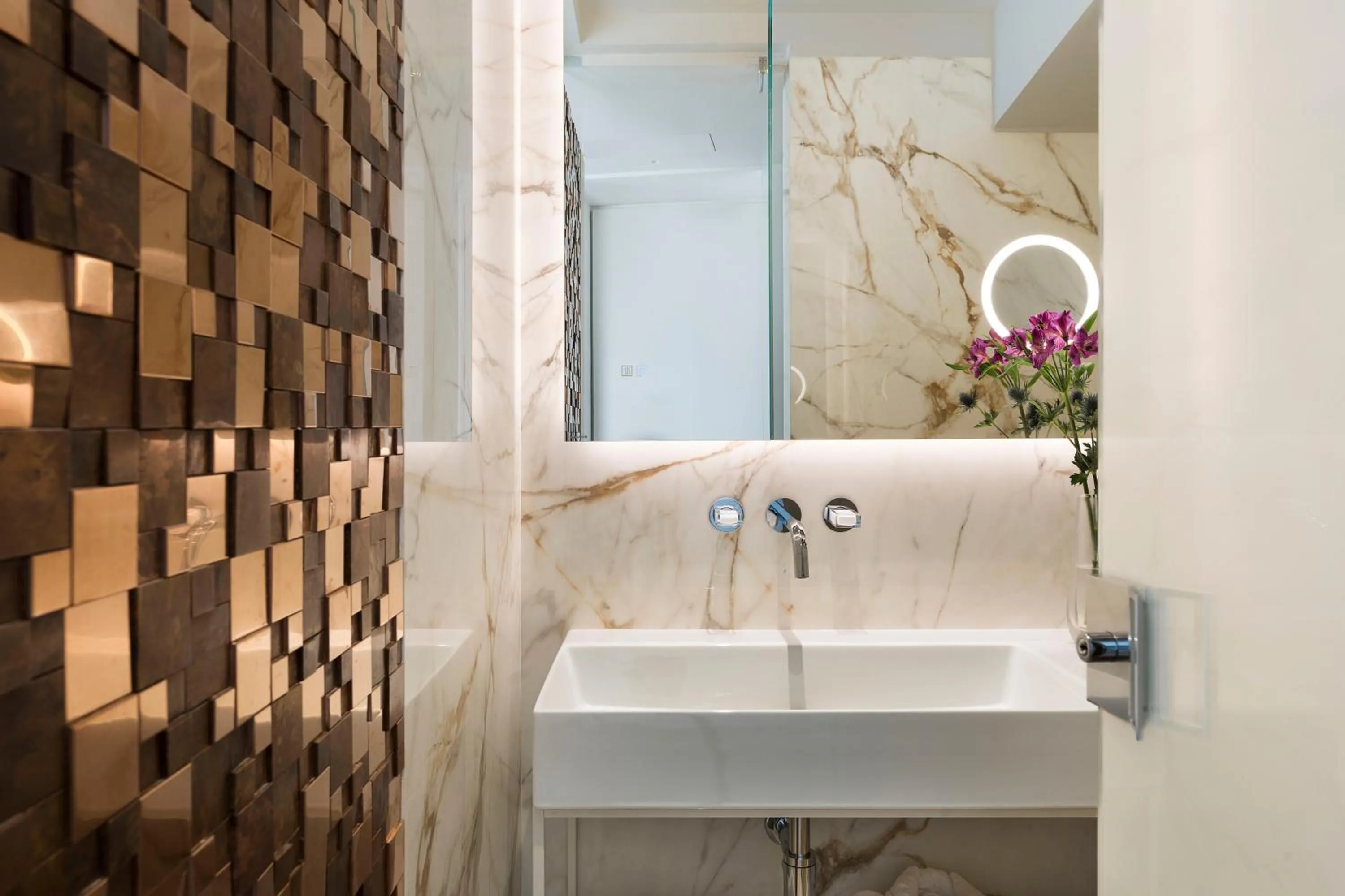 Bathroom in Maniace Boutique Hotel Ortigia - UNA Esperienze