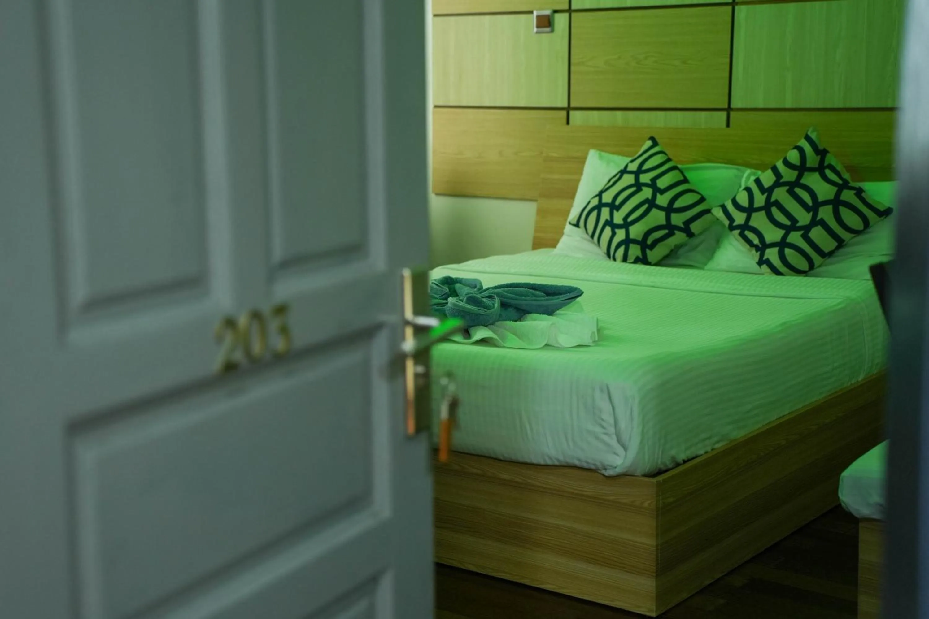 Bed in Ripple Beach Inn