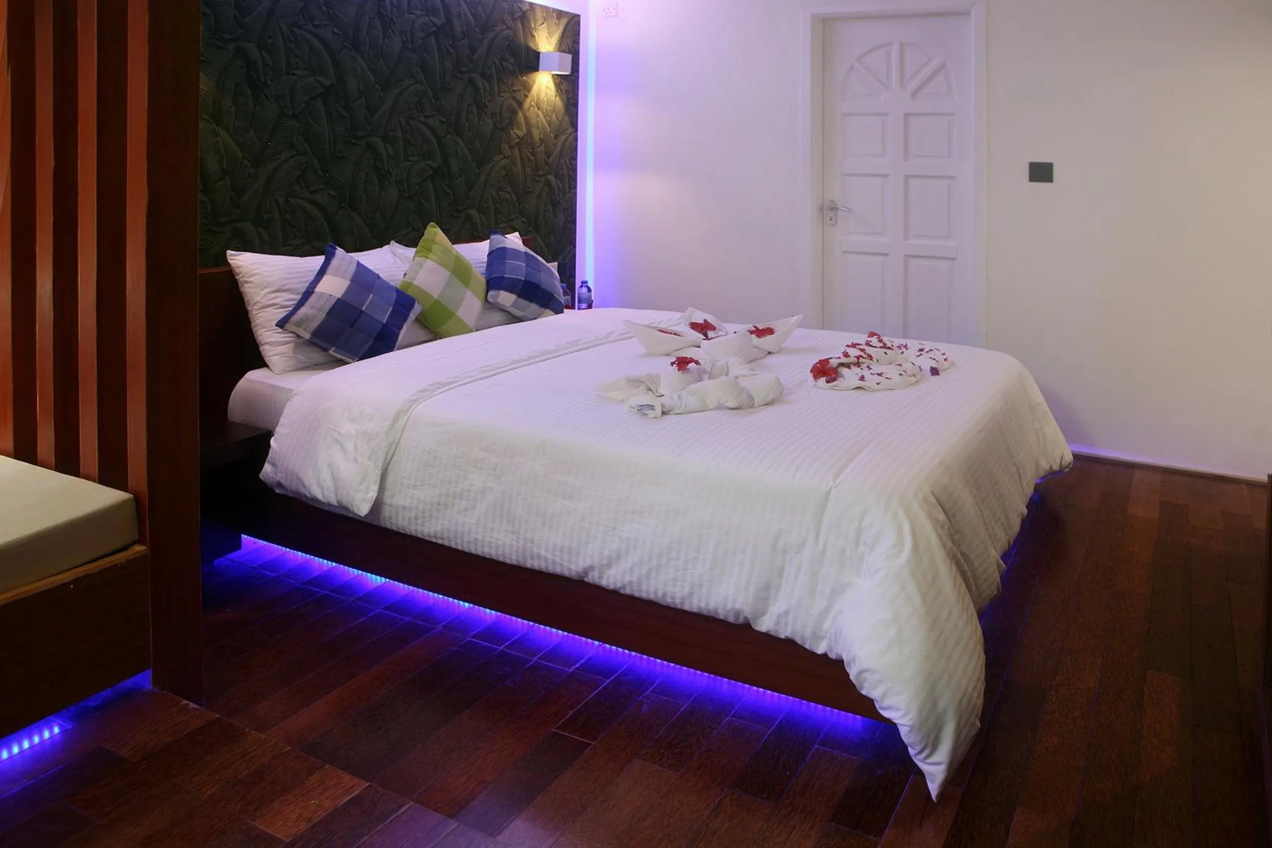 Bedroom, Bed in Ripple Beach Inn