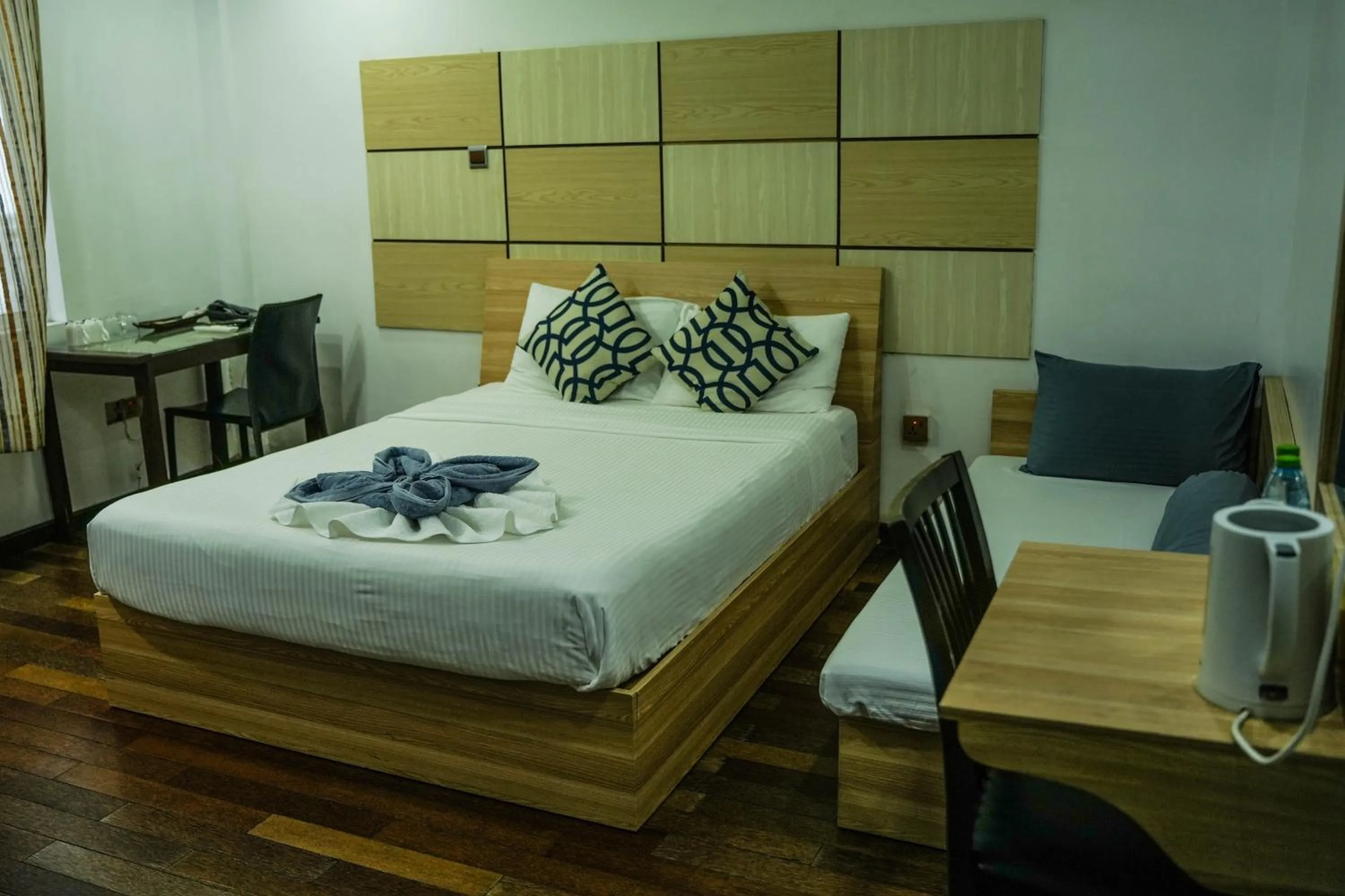 Bed in Ripple Beach Inn