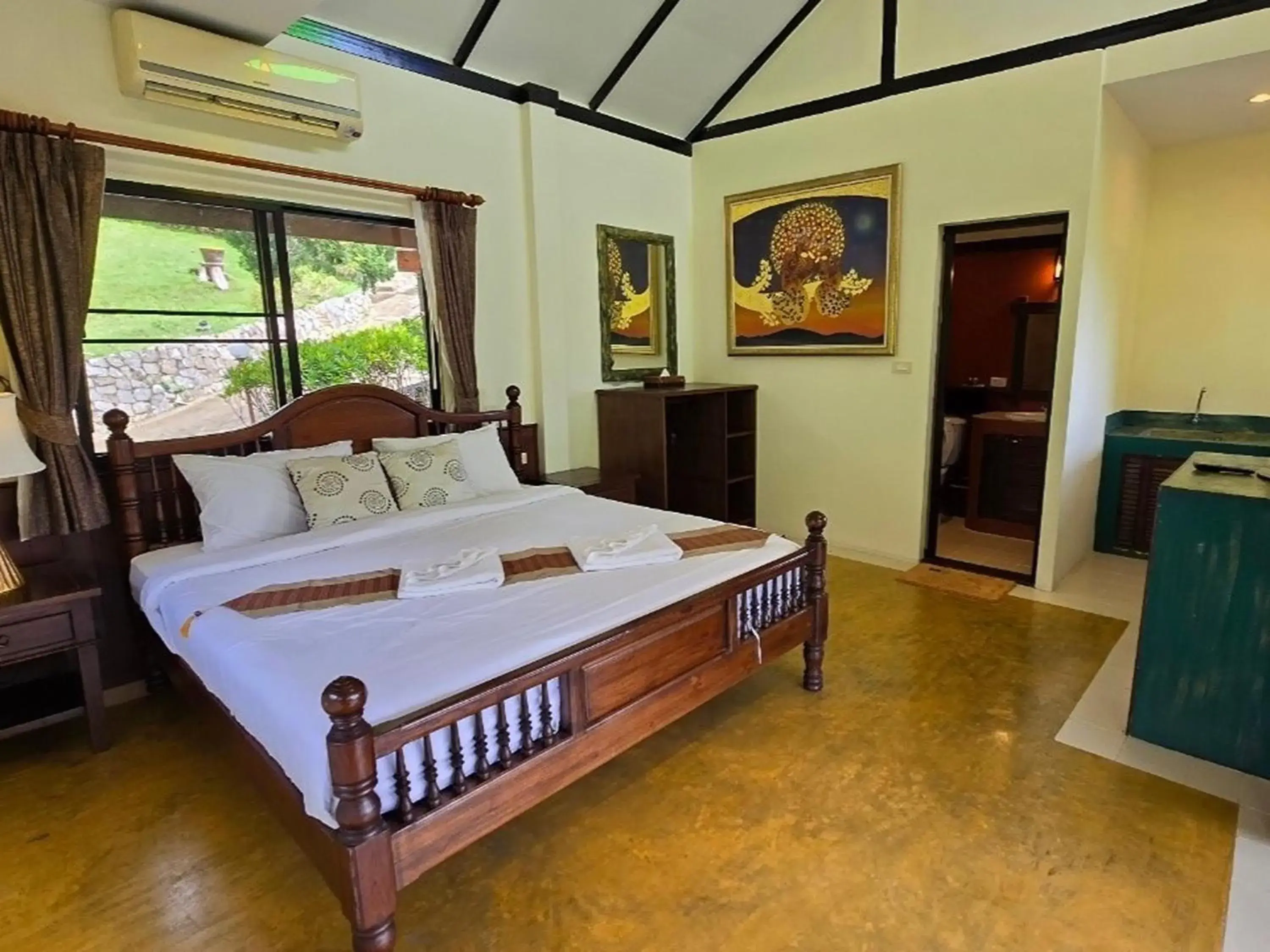 Deluxe King Room in Insda Wellness Resort Deluxe King Room in Insda Wellness Resort