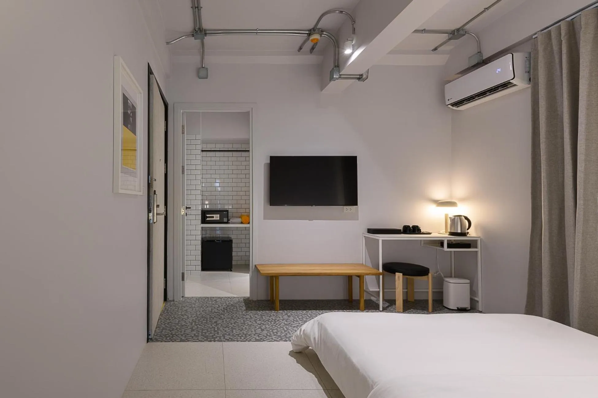 TV and multimedia, Bed in Mowa Bangkok