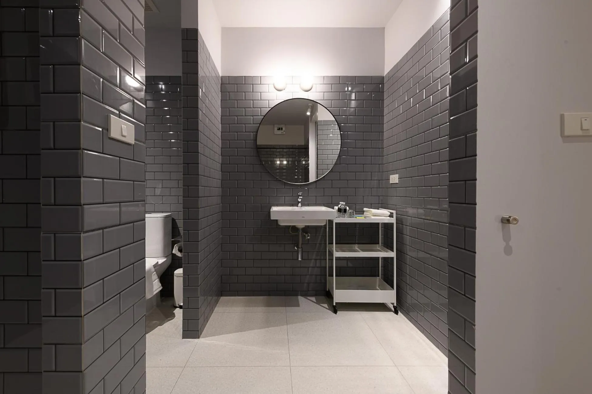 Shower in Mowa Bangkok