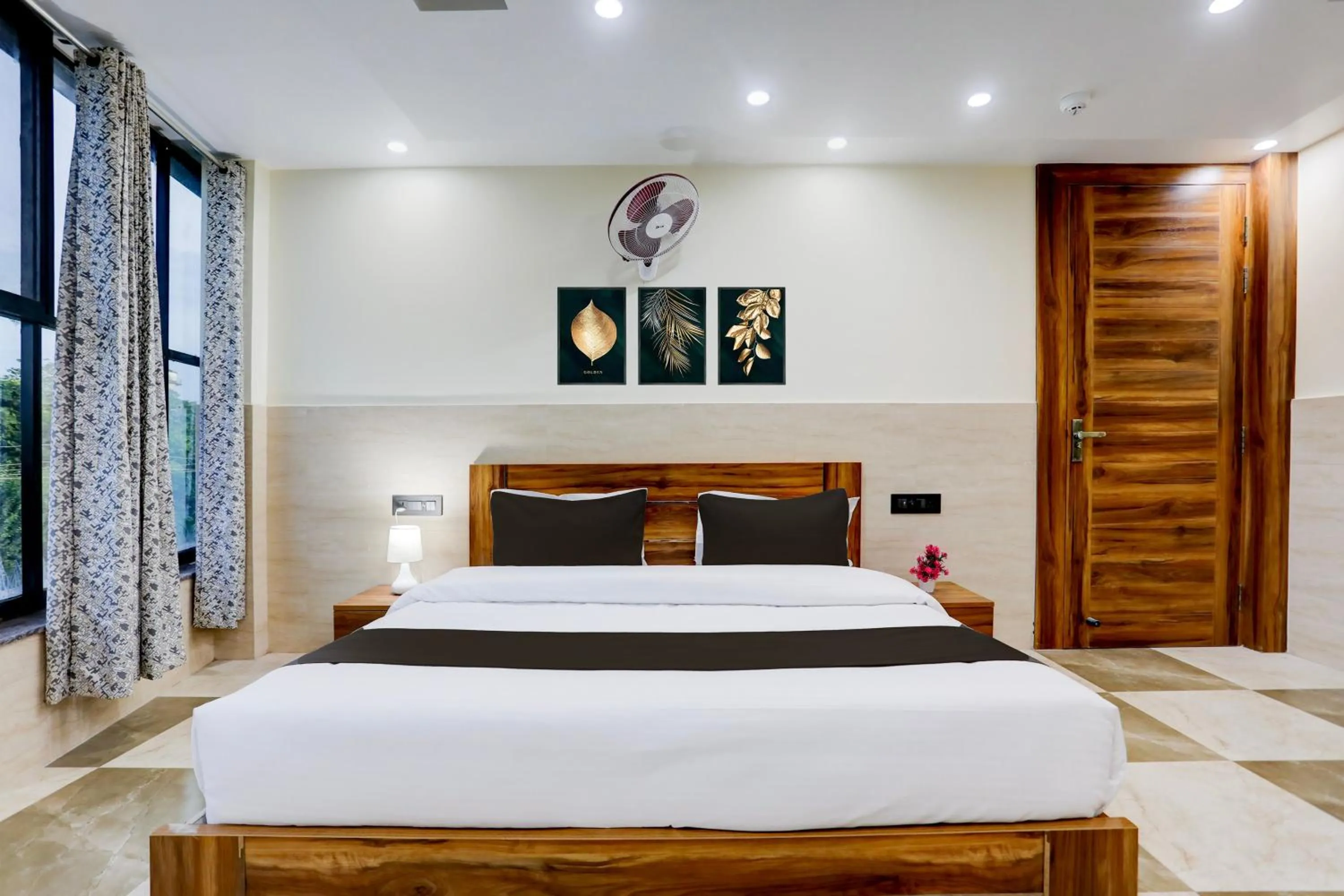 Bedroom, Bed in Collection O Elite