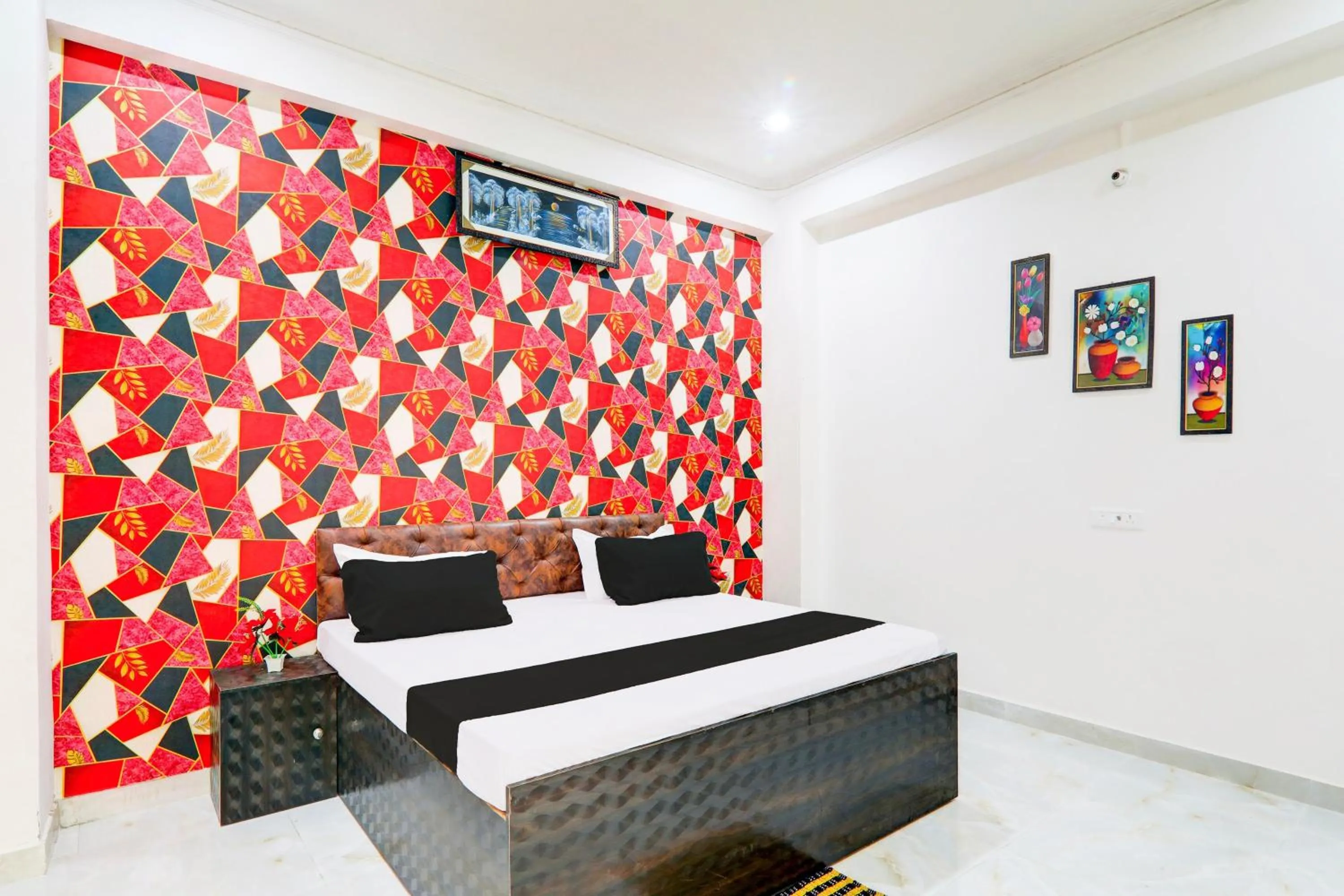 Bedroom, Bed in Hotel O by OYO Serene Inn Hotel And Restaurant