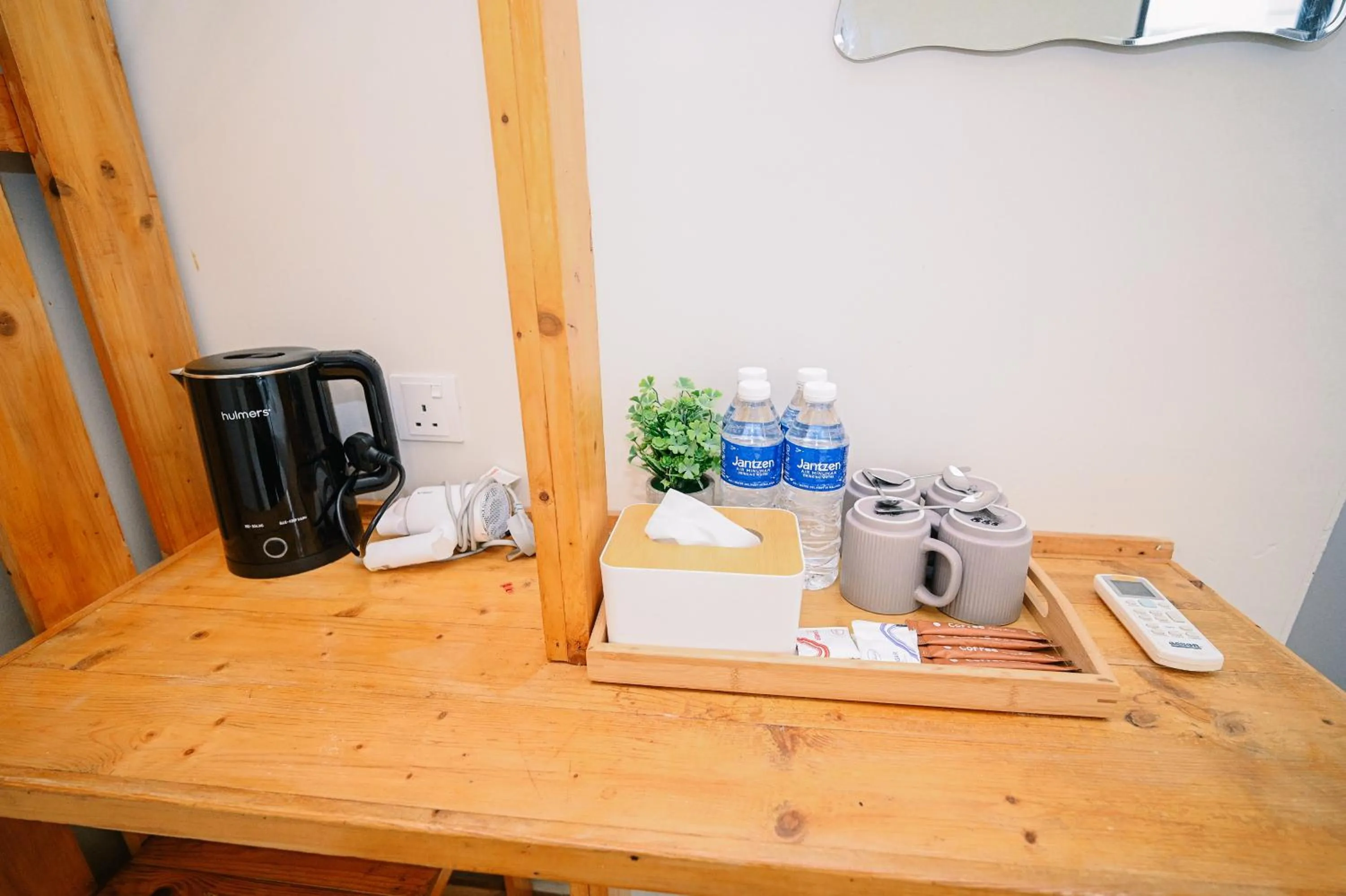 Coffee/tea facilities in Swing & Pillows - Kota Warisan, Sepang