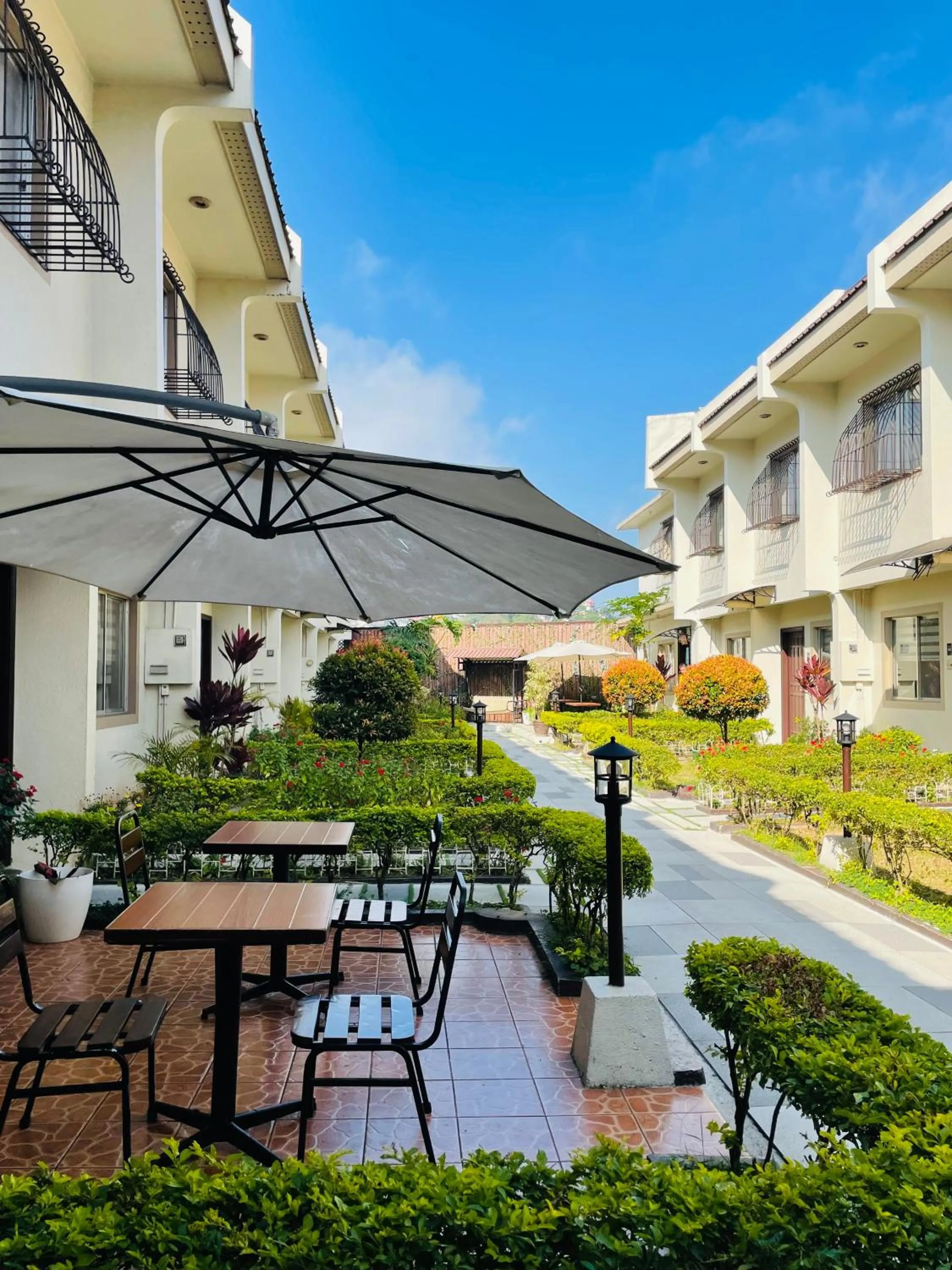 Garden in Baguio Holiday Villas